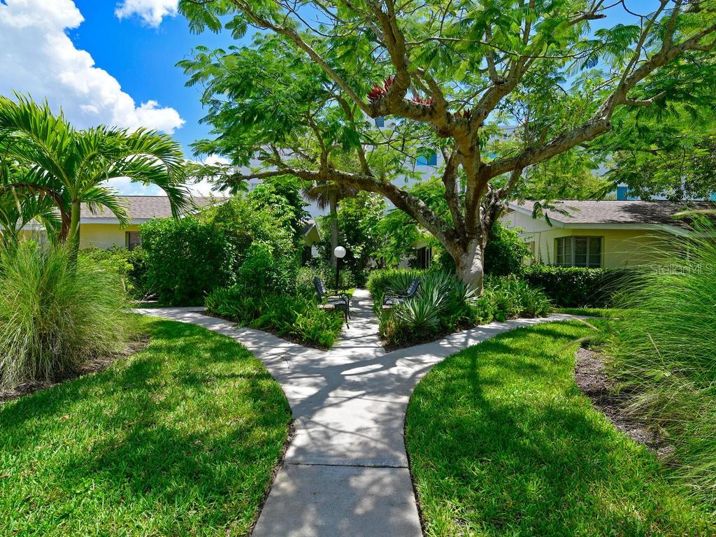 170 Roosevelt Dr #8, Sarasota, FL 34236 — photo 12 of 23