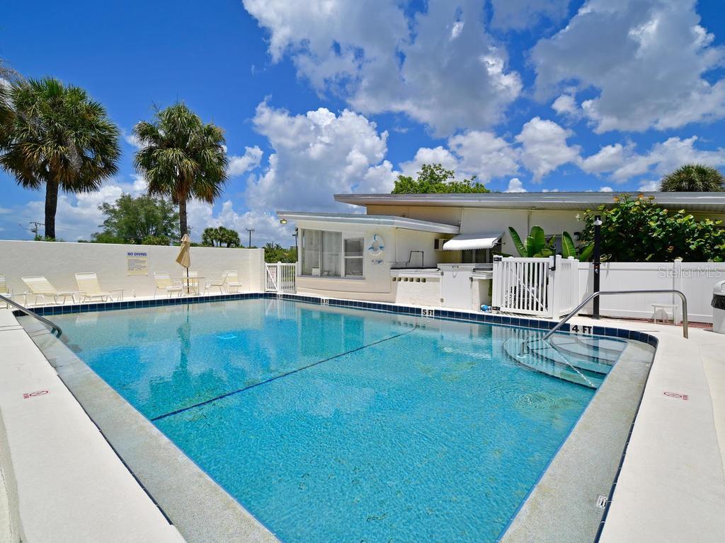 170 Roosevelt Dr #8, Sarasota, FL 34236 — photo 13 of 23