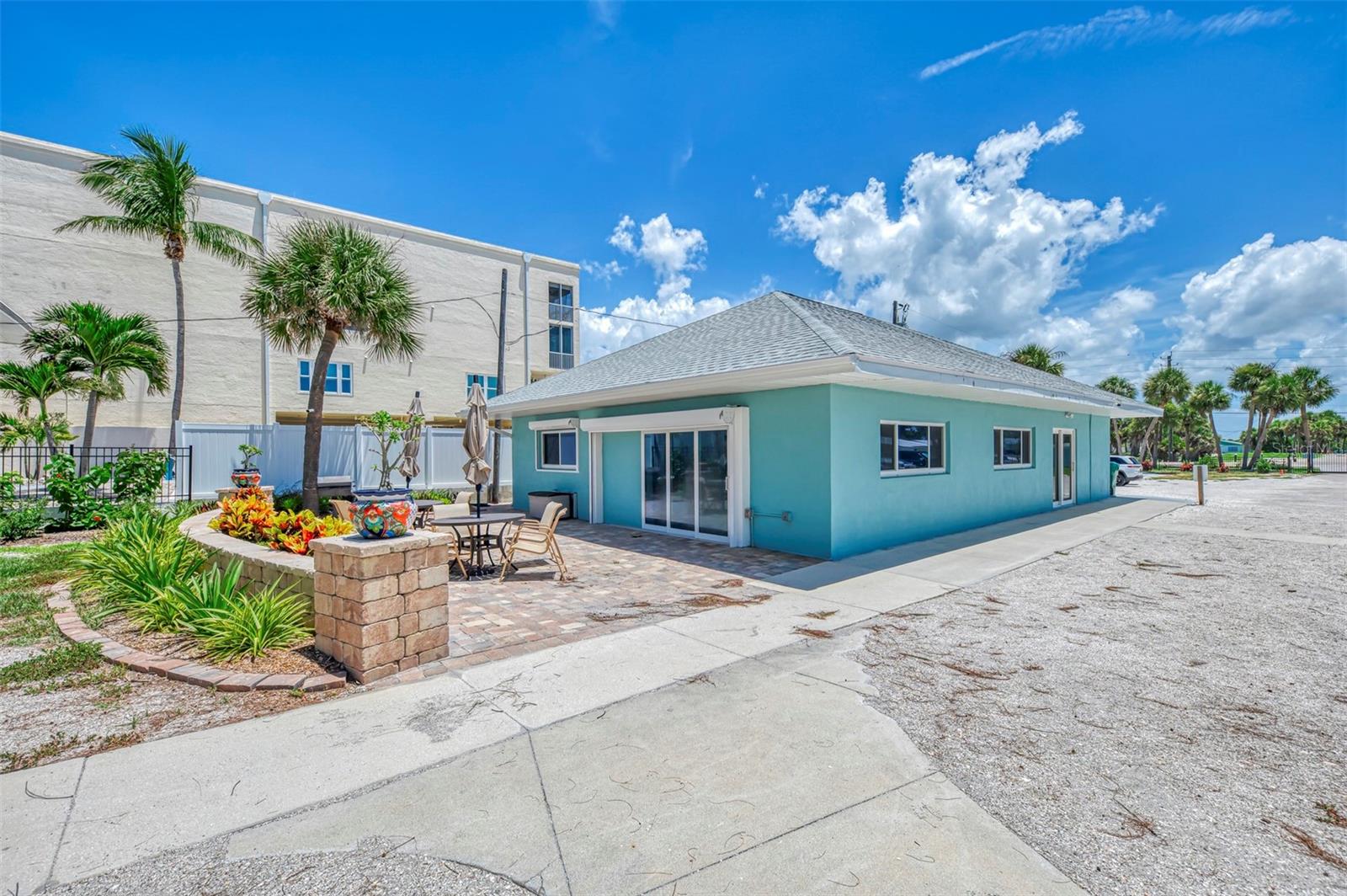 Englewood Gardens Beach Club