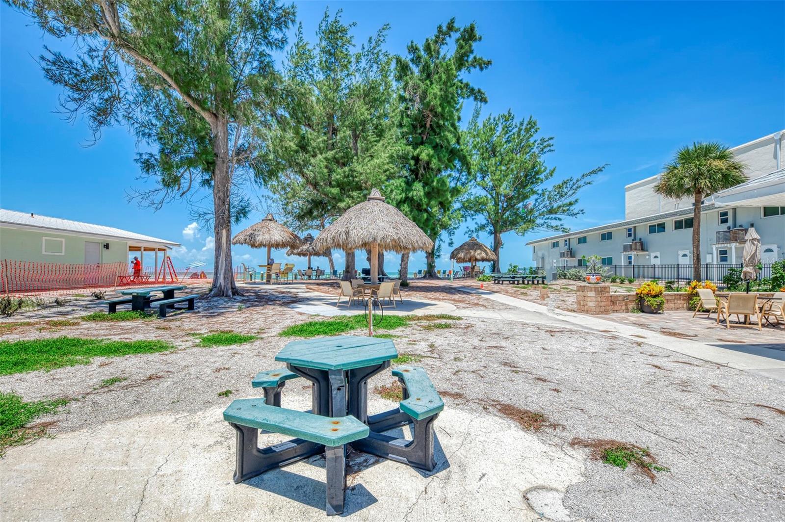 Englewood Gardens Beach Club