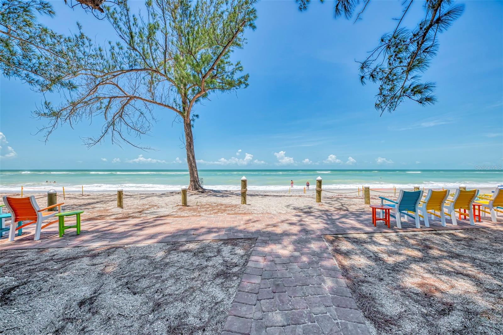Englewood Gardens Beach Club