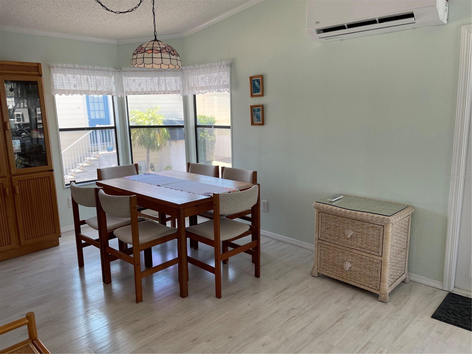 Dining Rm