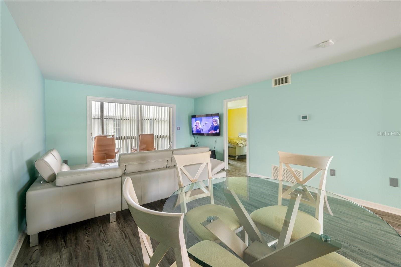 116 Vista Hermosa Cir #204C, Sarasota, FL 34242 — photo 15 of 88
