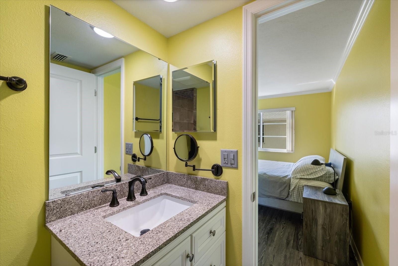 116 Vista Hermosa Cir #204C, Sarasota, FL 34242 — photo 27 of 88