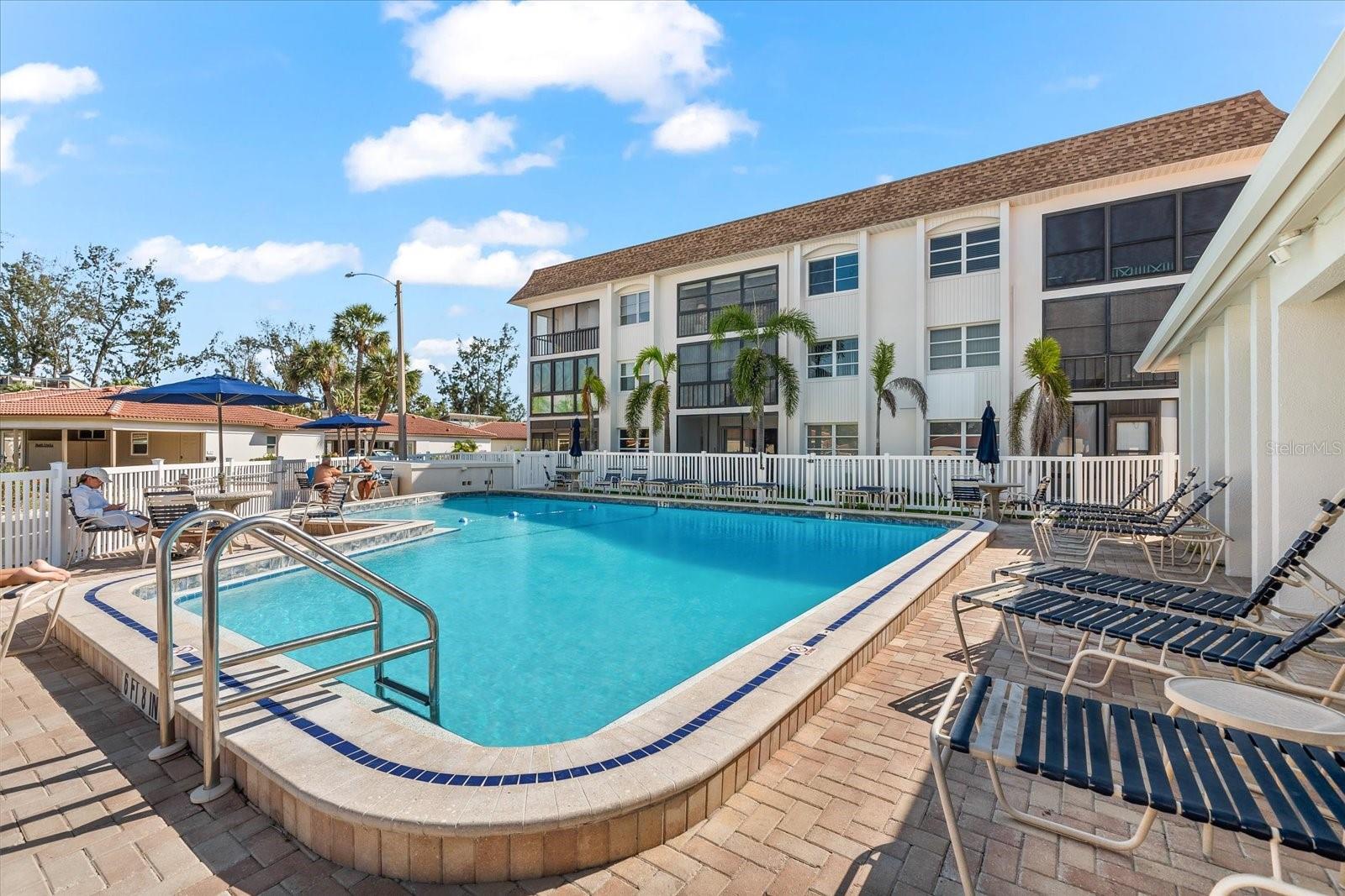 116 Vista Hermosa Cir #204C, Sarasota, FL 34242 — photo 60 of 88