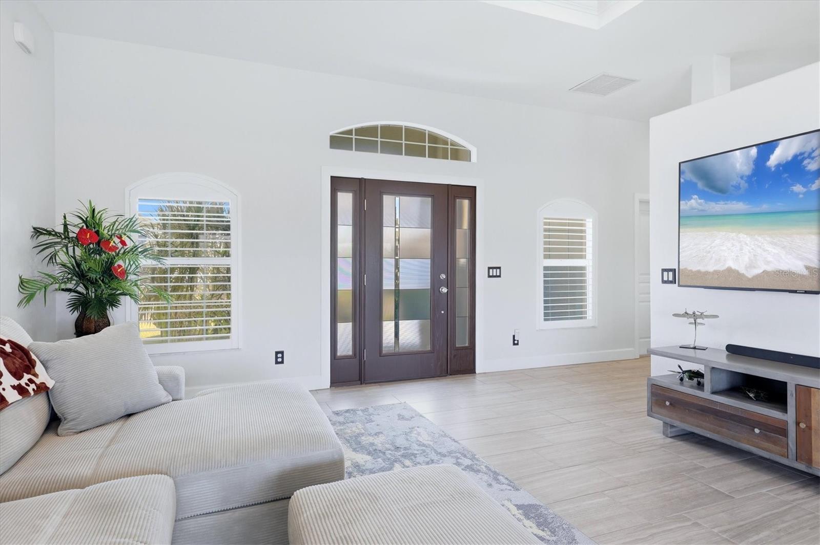 15738 Applewhite Cir, Port Charlotte, FL 33981 — photo 4 of 42