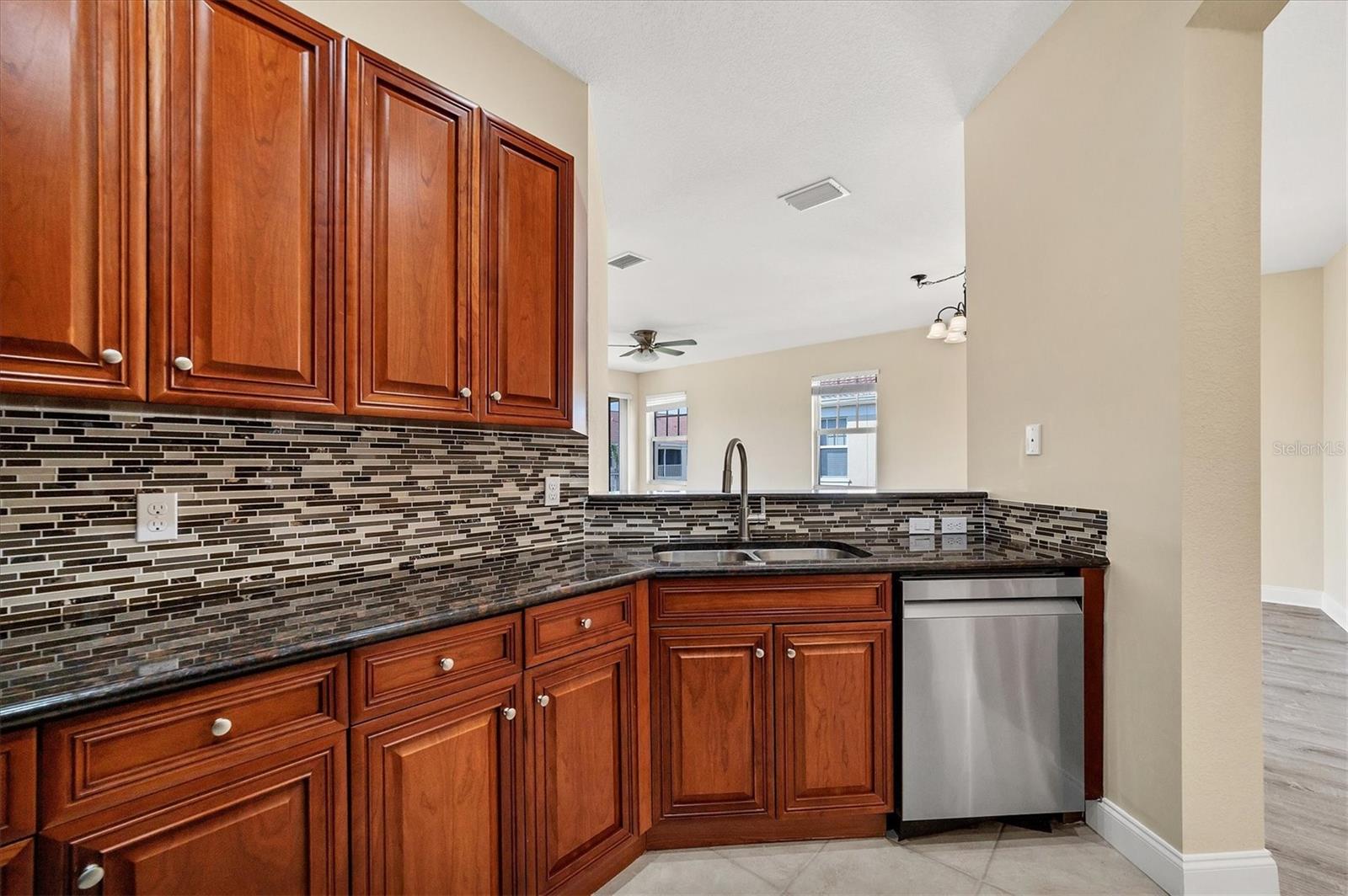 240 W End Dr #923, Punta Gorda, FL 33950 — photo 11 of 36