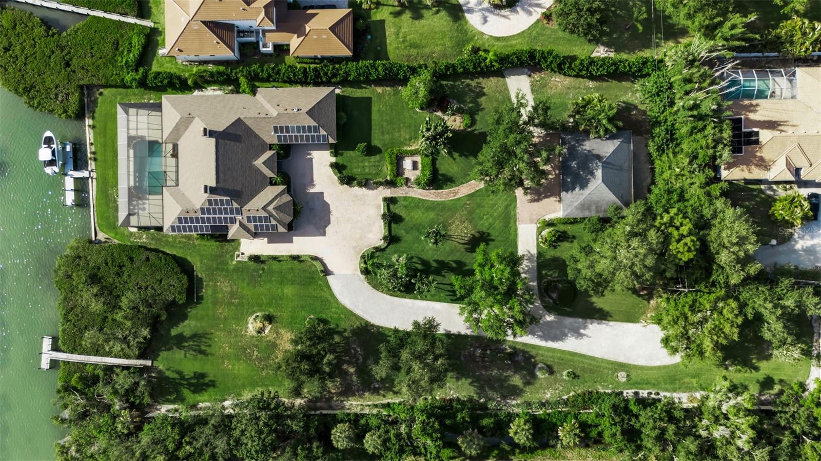 612 Laurel Rd W, Nokomis, FL 34275 — photo 4 of 96