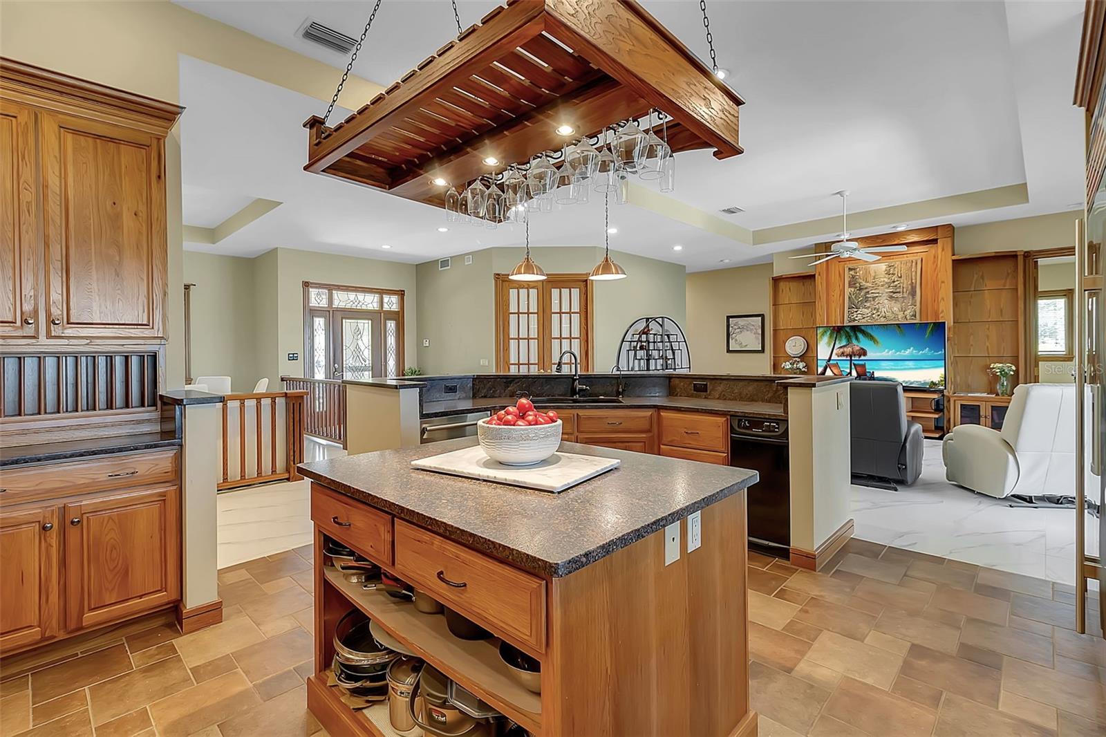 612 Laurel Rd W, Nokomis, FL 34275 — photo 35 of 96