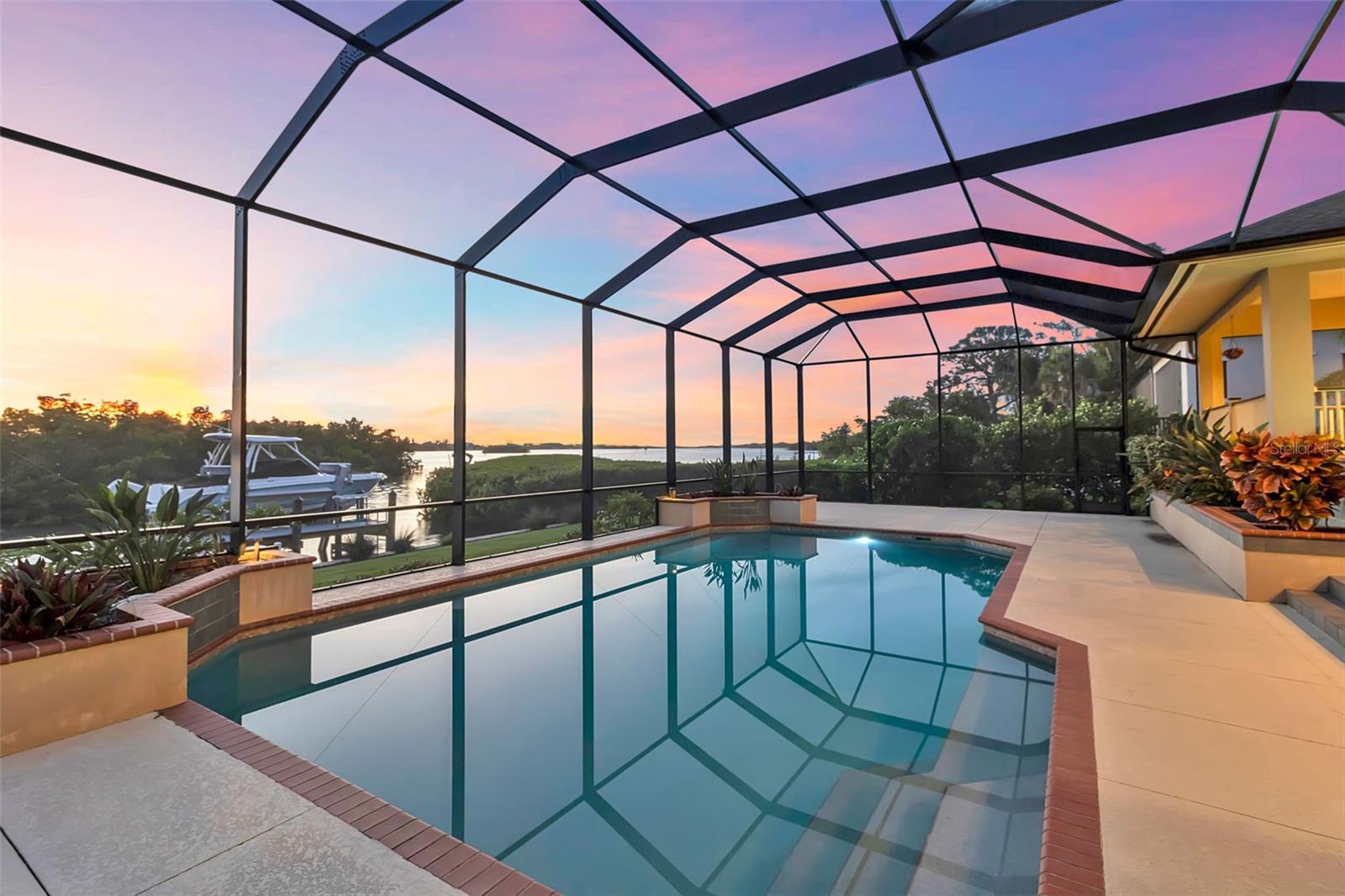 612 Laurel Rd W, Nokomis, FL 34275 — photo 8 of 96