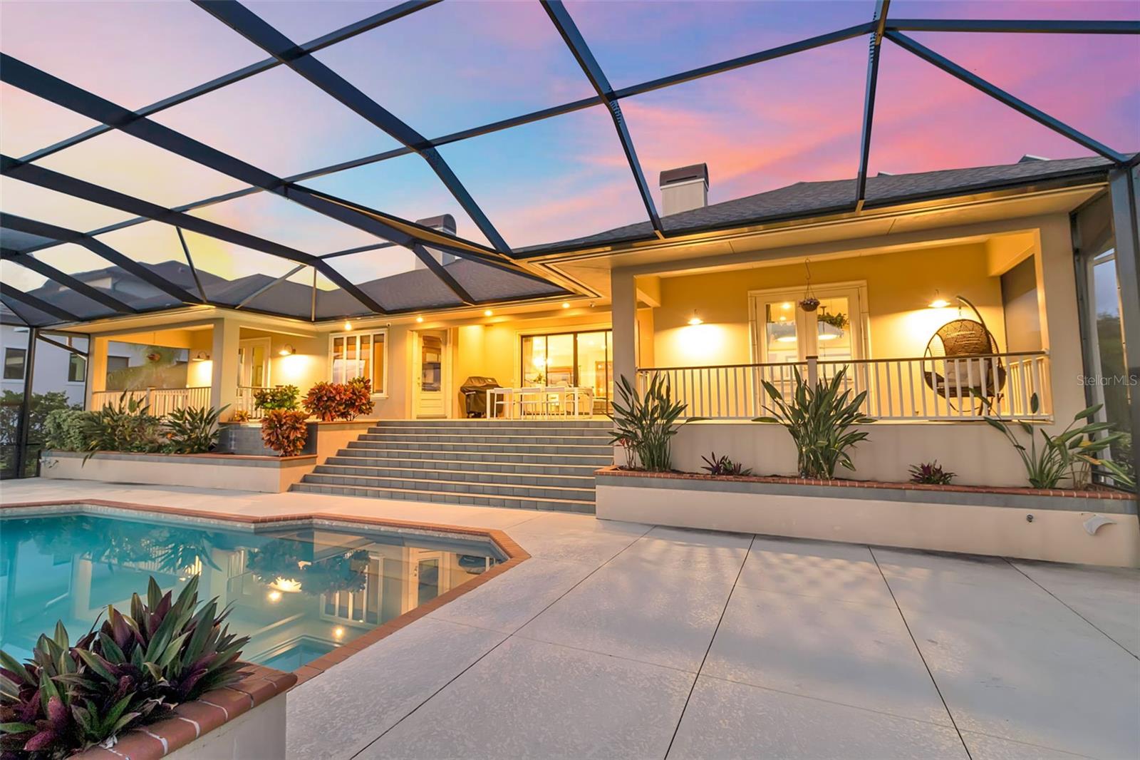 612 Laurel Rd W, Nokomis, FL 34275 — photo 9 of 96