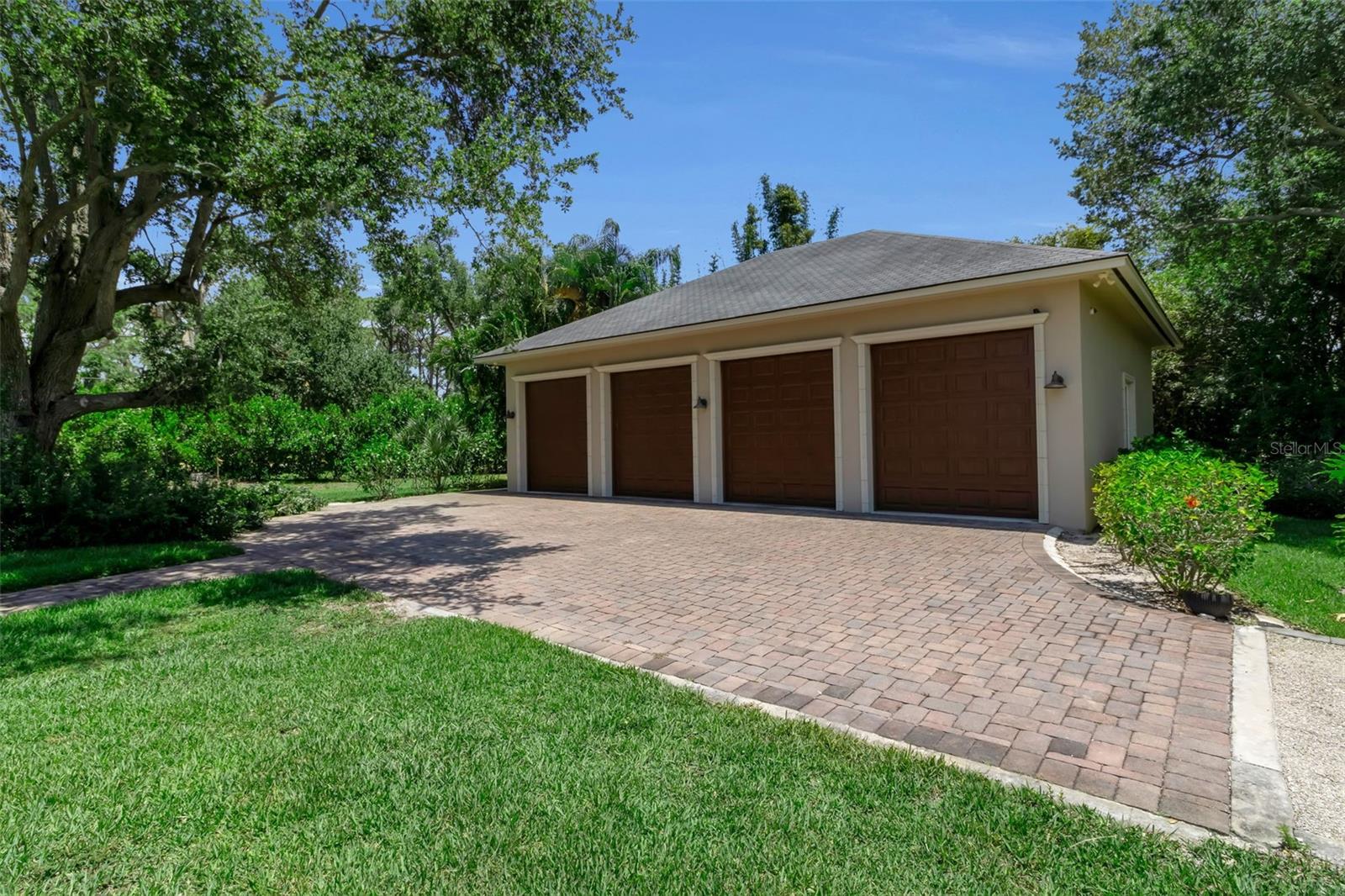 612 Laurel Rd W, Nokomis, FL 34275 — photo 81 of 96