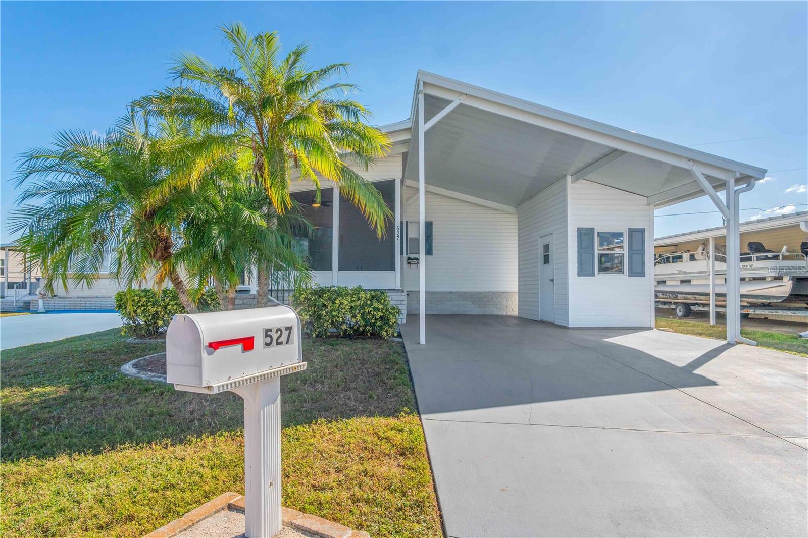 527 Fleetwood St, North Port, FL 34287 — photo 3 of 70