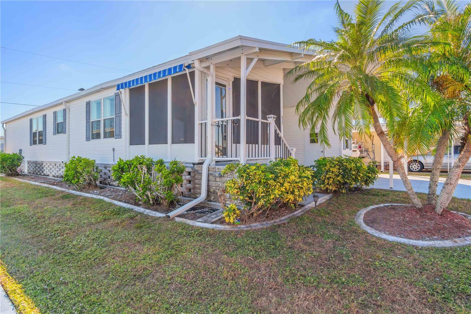 527 Fleetwood St, North Port, FL 34287 — photo 6 of 70