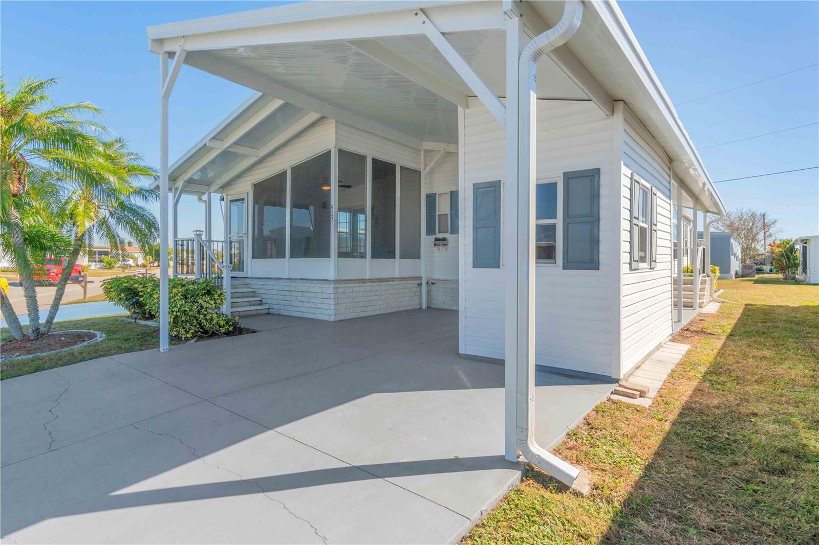 527 Fleetwood St, North Port, FL 34287 — photo 10 of 70