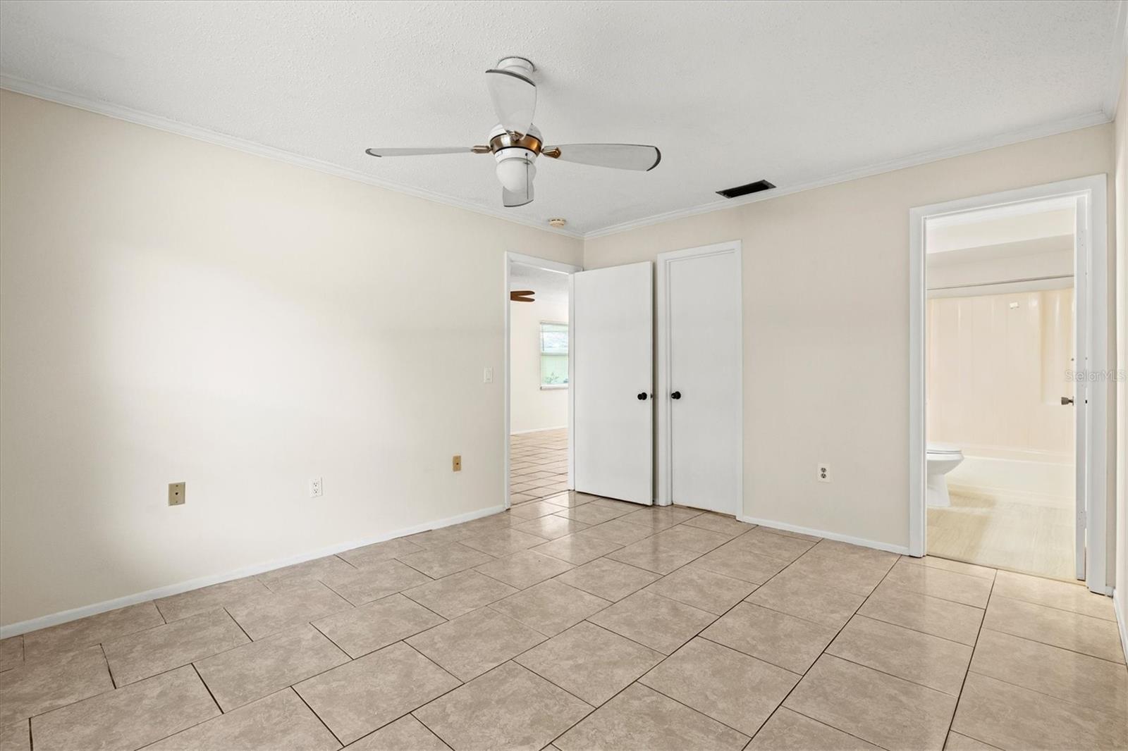 4631 Summerwind Dr #16, Sarasota, FL 34234 — photo 18 of 44