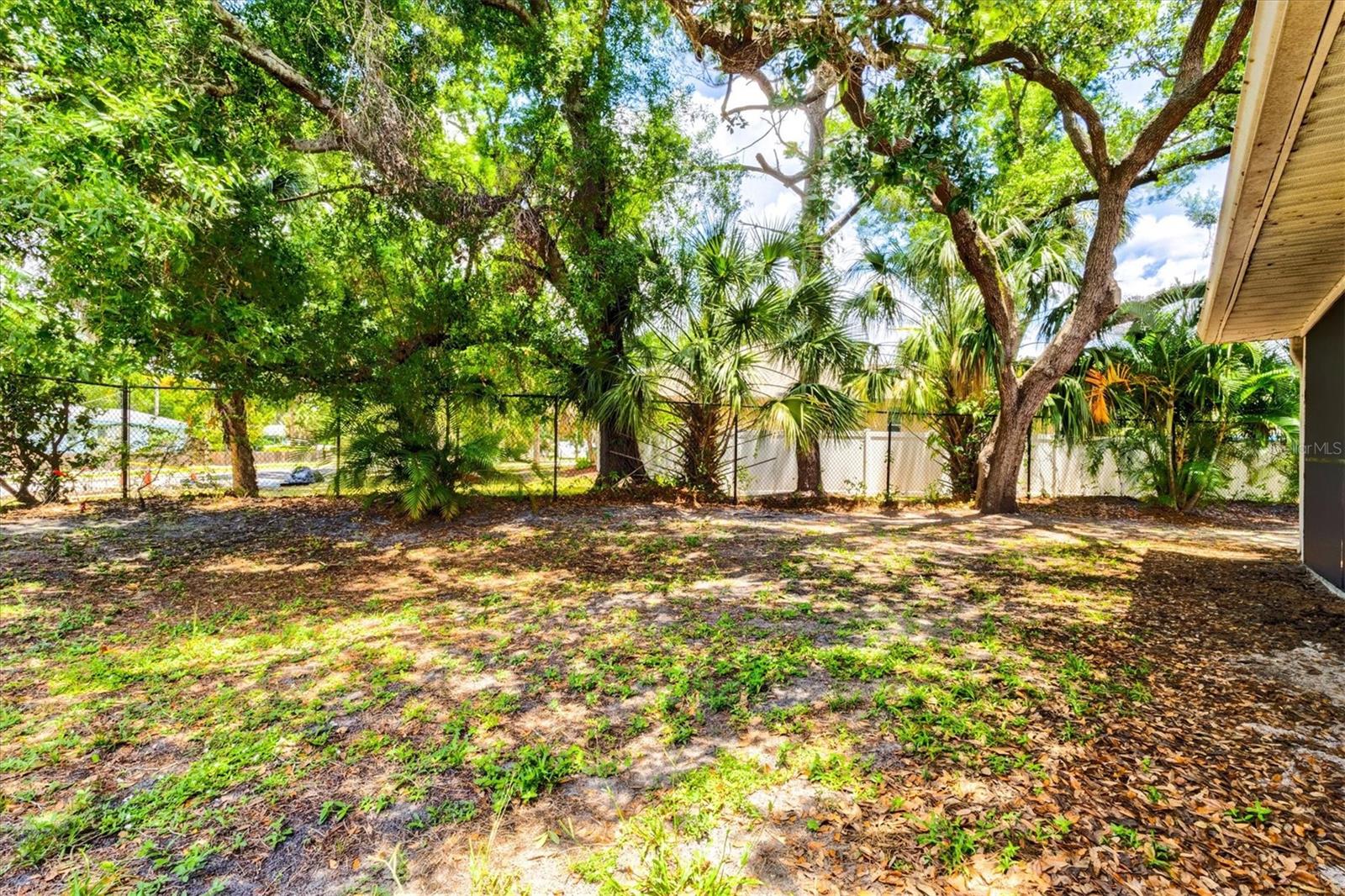 4631 Summerwind Dr #16, Sarasota, FL 34234 — photo 34 of 44
