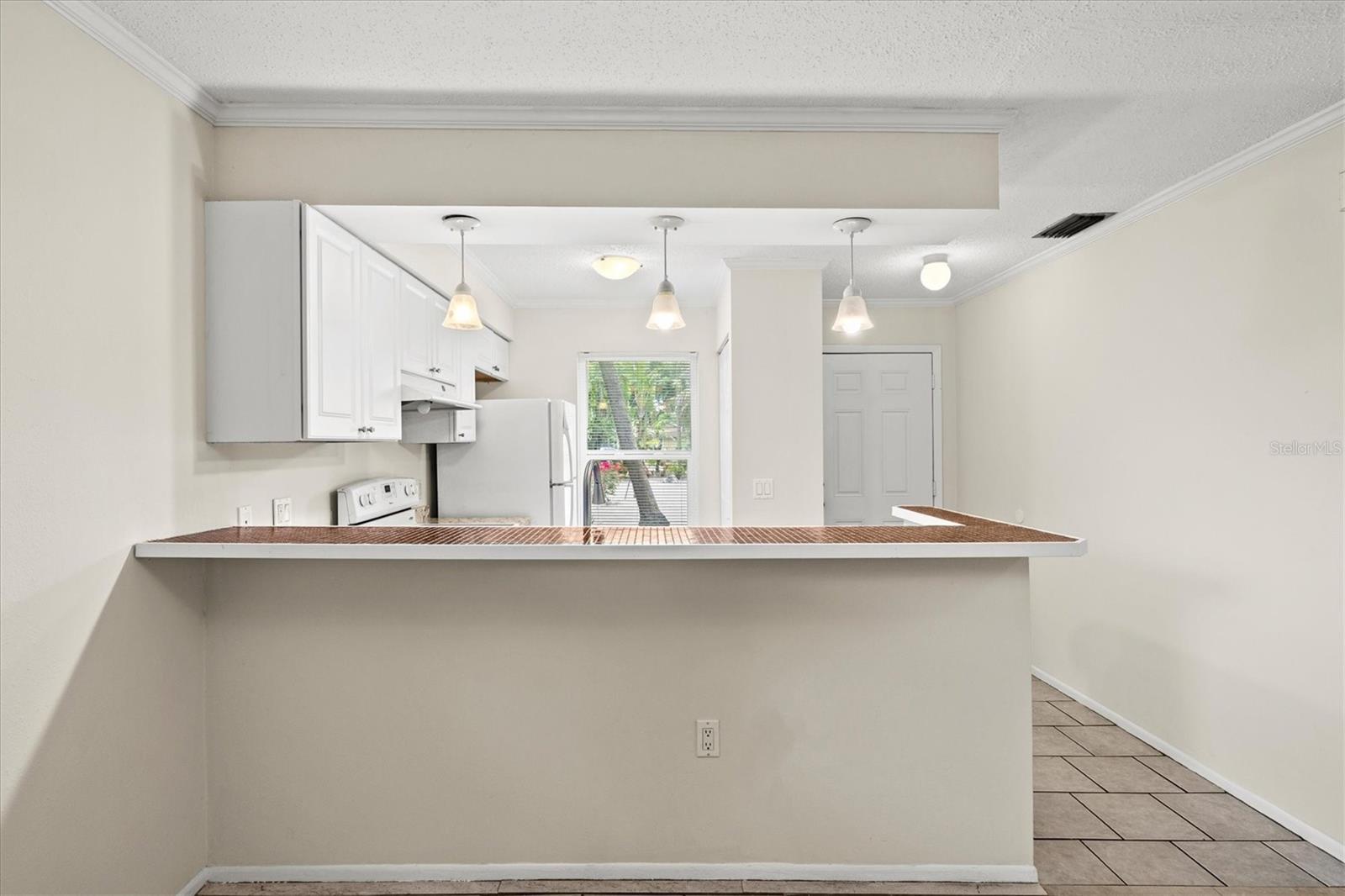 4631 Summerwind Dr #16, Sarasota, FL 34234 — photo 5 of 44