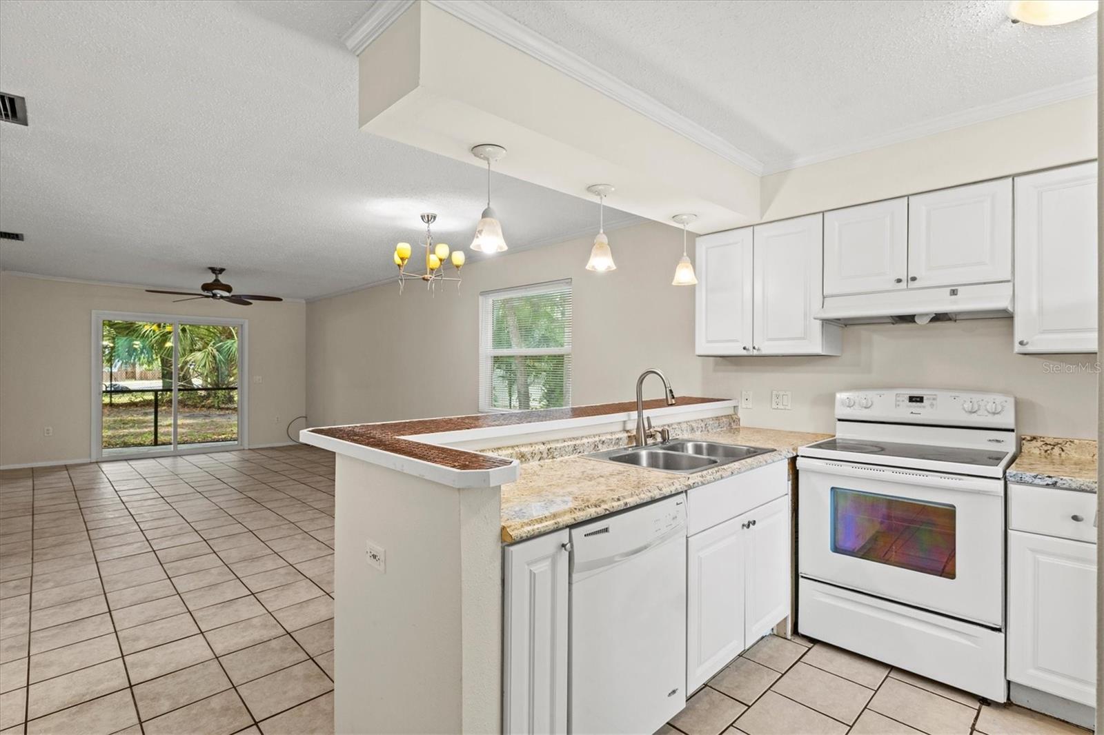 4631 Summerwind Dr #16, Sarasota, FL 34234 — photo 6 of 44