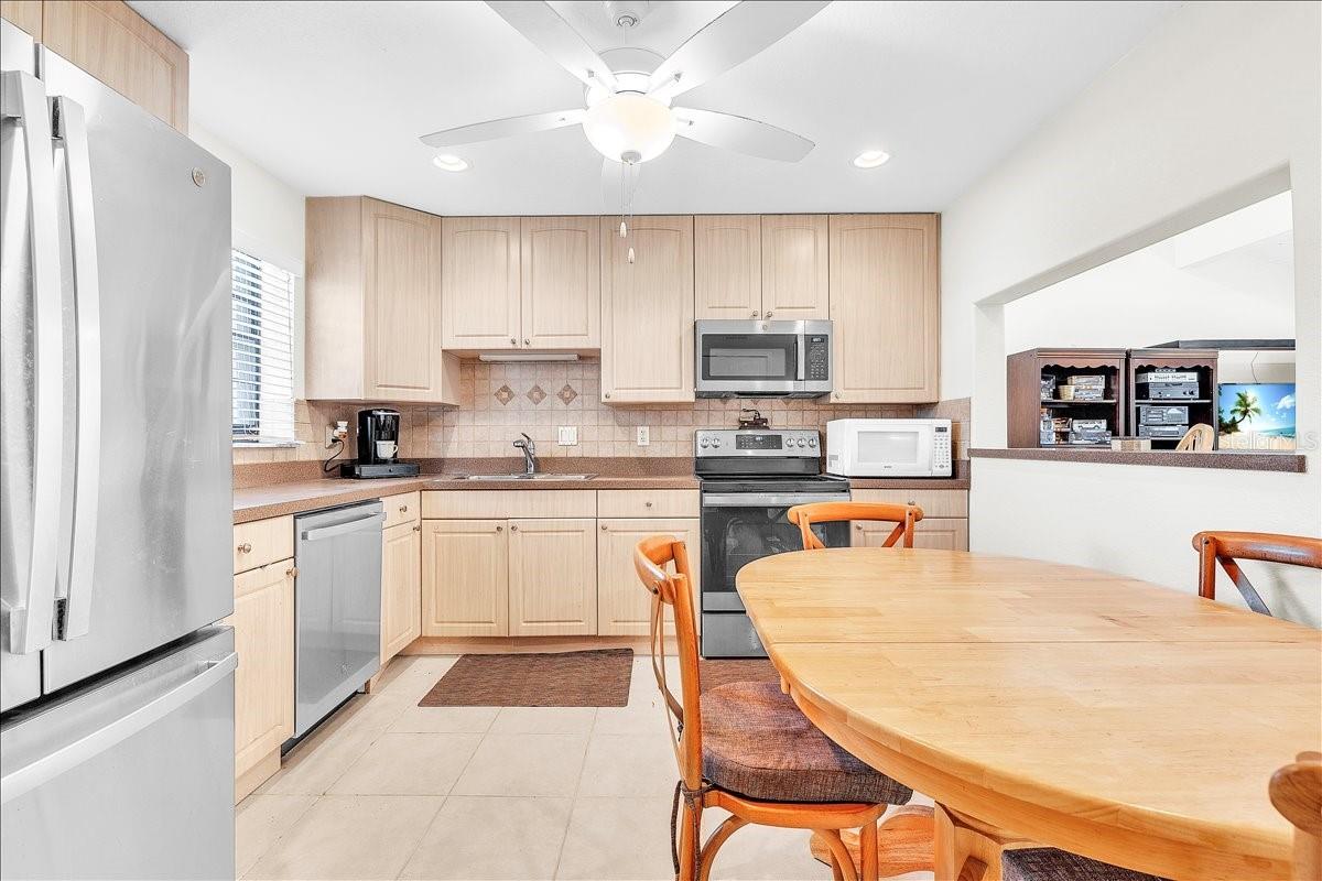 25313 Delgado Dr, Punta Gorda, FL 33955 — photo 10 of 37