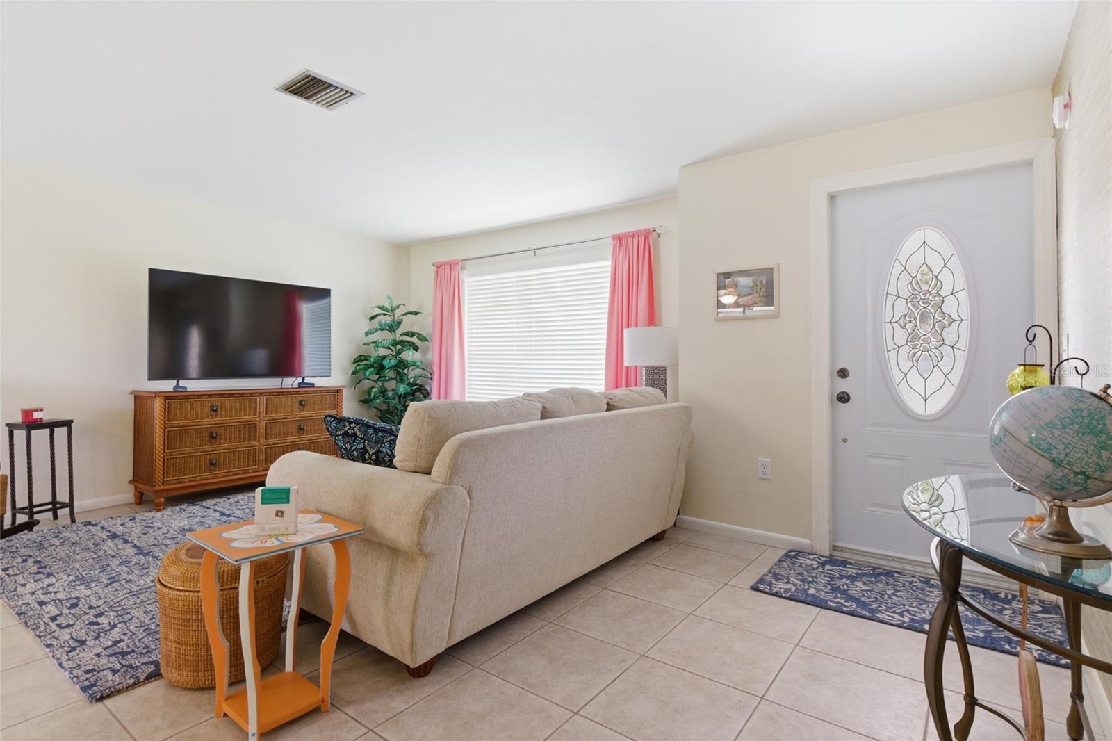 Open Concept Living Dining