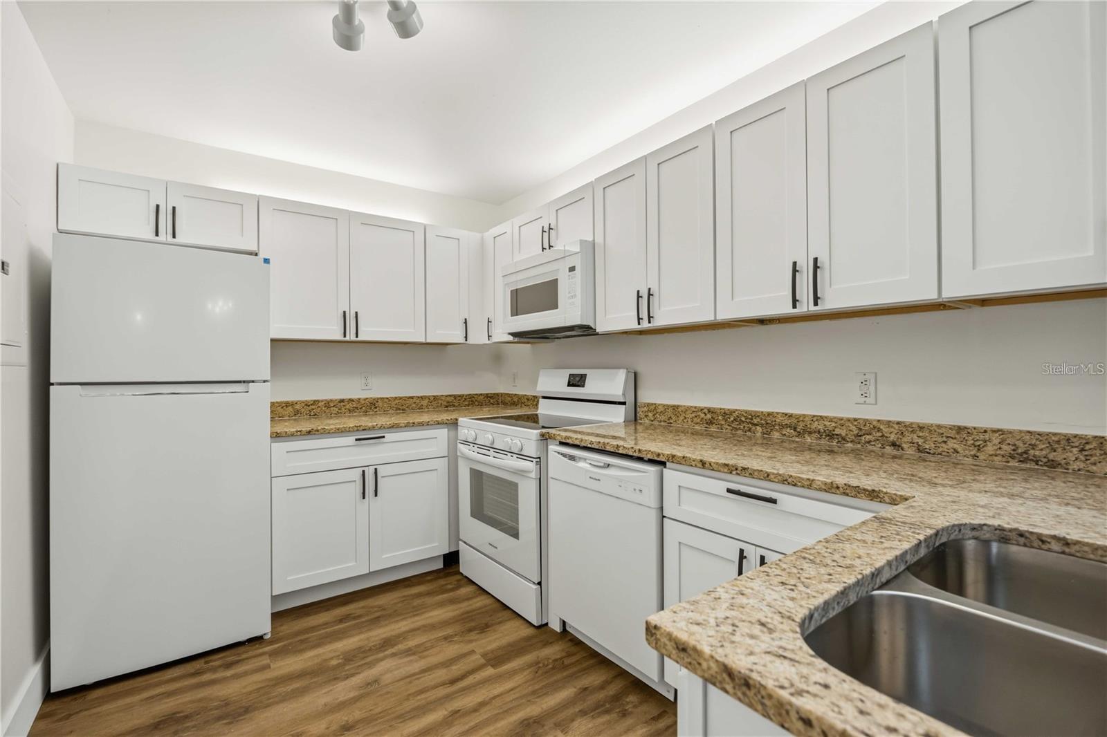 3300 Loveland Blvd #2501, Punta Gorda, FL 33980 — photo 11 of 23