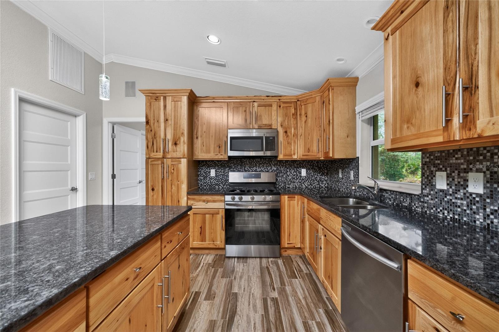 1213 Casper St, Port Charlotte, FL 33953 — photo 10 of 81