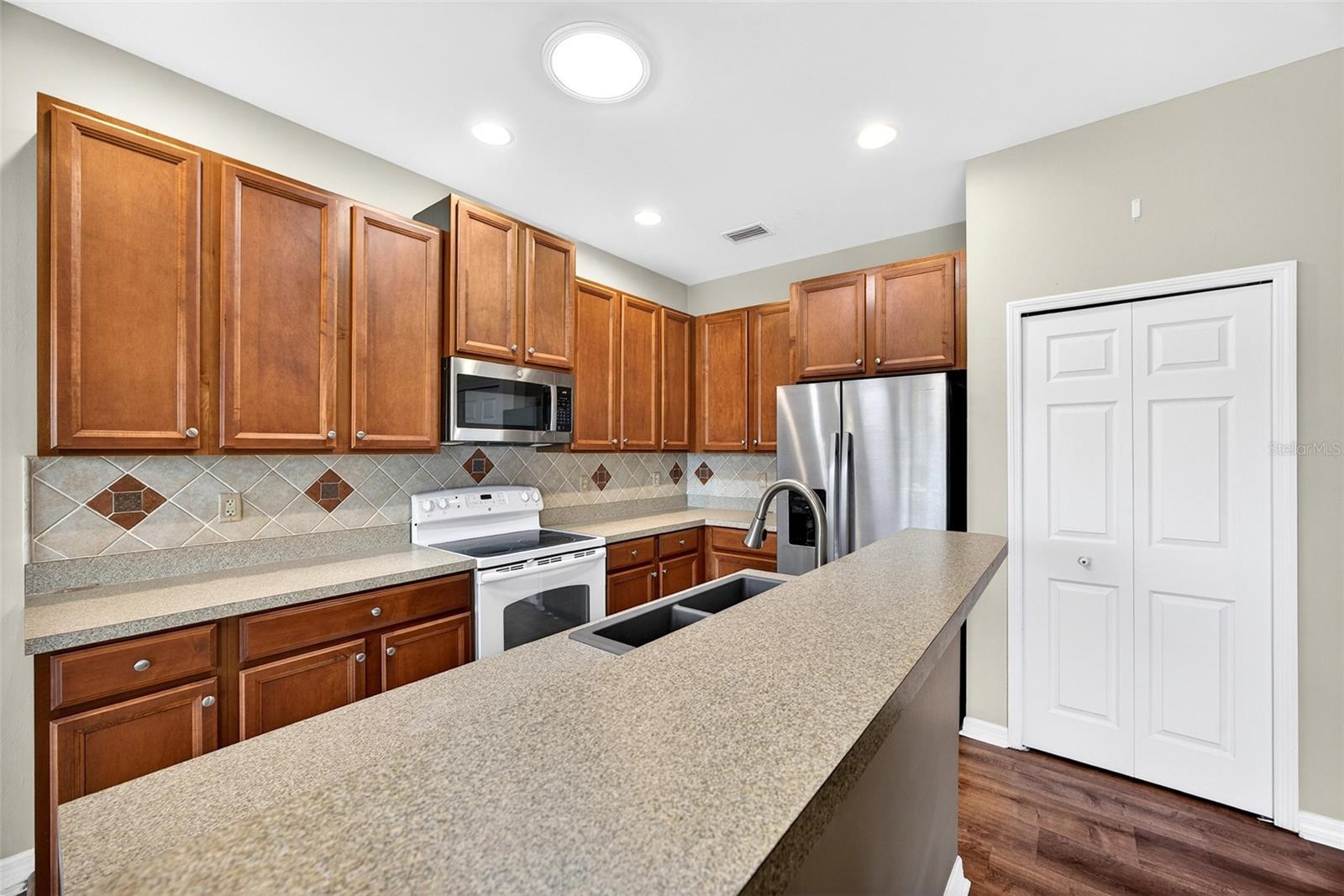 24611 Rio Villa Lakes Cir, Punta Gorda, FL 33950 — photo 12 of 49