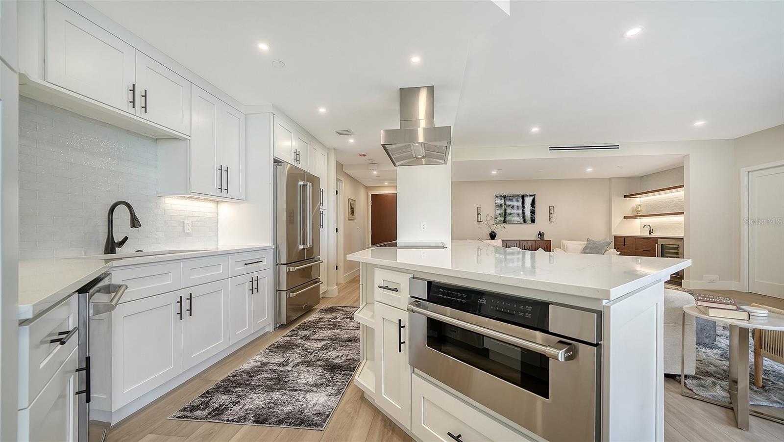 1211 Gulf of Mexico Dr #105, Longboat Key, FL 34228 — photo 12 of 53