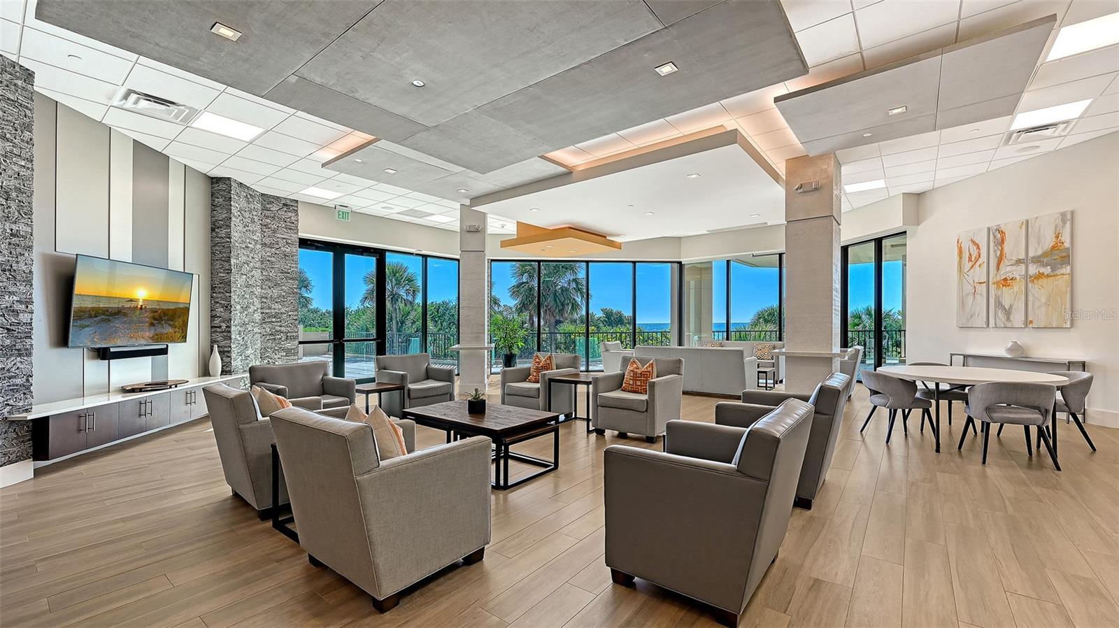 1211 Gulf of Mexico Dr #105, Longboat Key, FL 34228 — photo 43 of 53