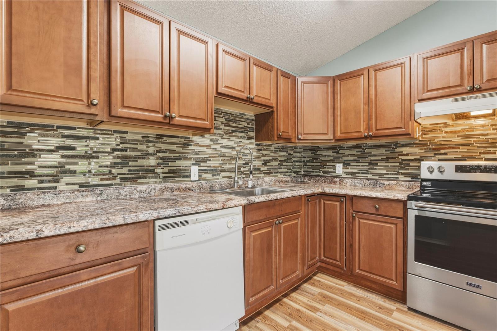 14431 Worthwhile Rd, Port Charlotte, FL 33953 — photo 9 of 27