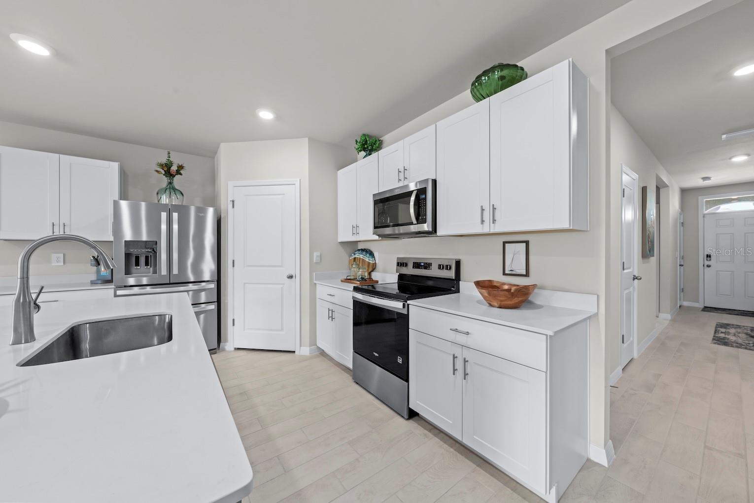 1422 Powell Valley Dr, Port Charlotte, FL 33953 — photo 11 of 86