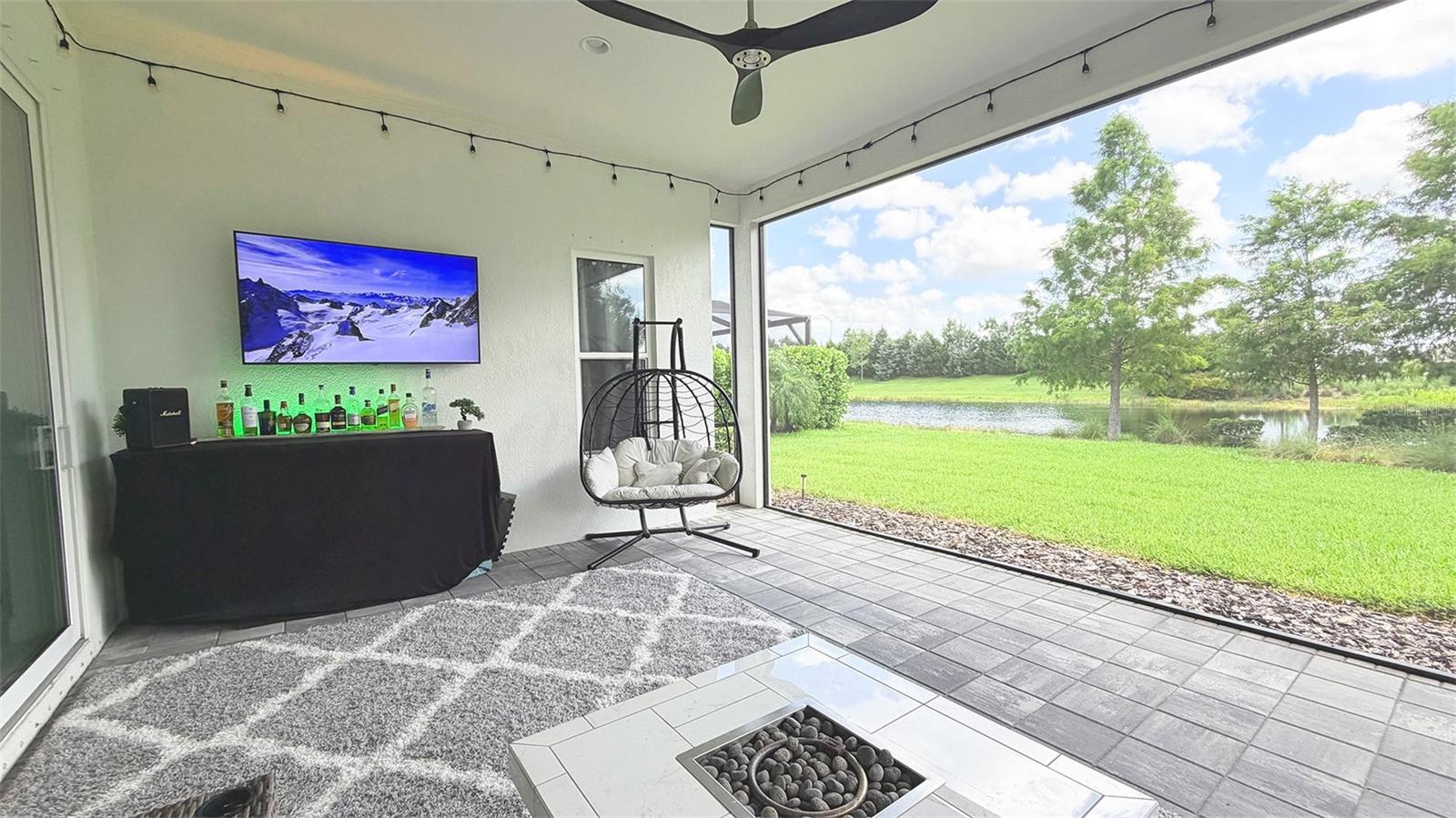 8294 Grande Shores Dr, Sarasota, FL 34240 — photo 30 of 60