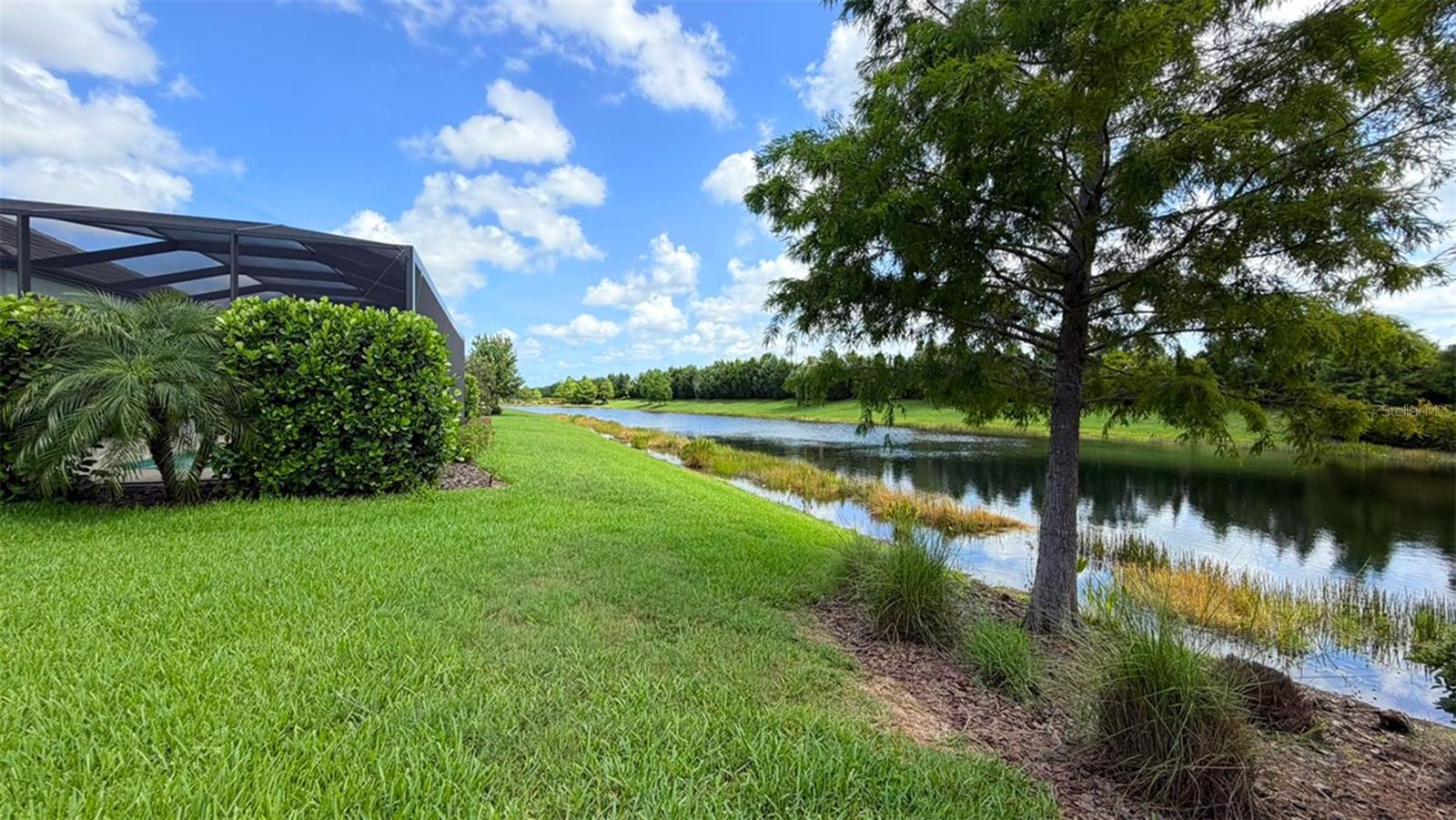 8294 Grande Shores Dr, Sarasota, FL 34240 — photo 34 of 60