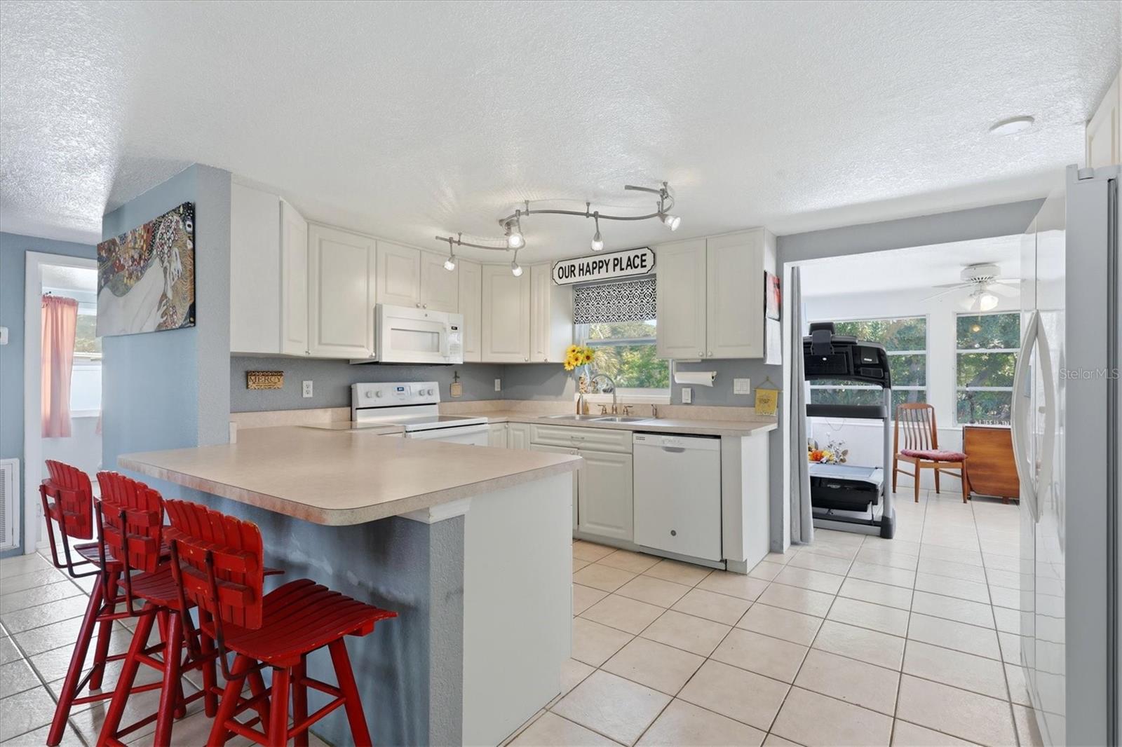 852 E 6th St, Englewood, FL 34223 — photo 13 of 44