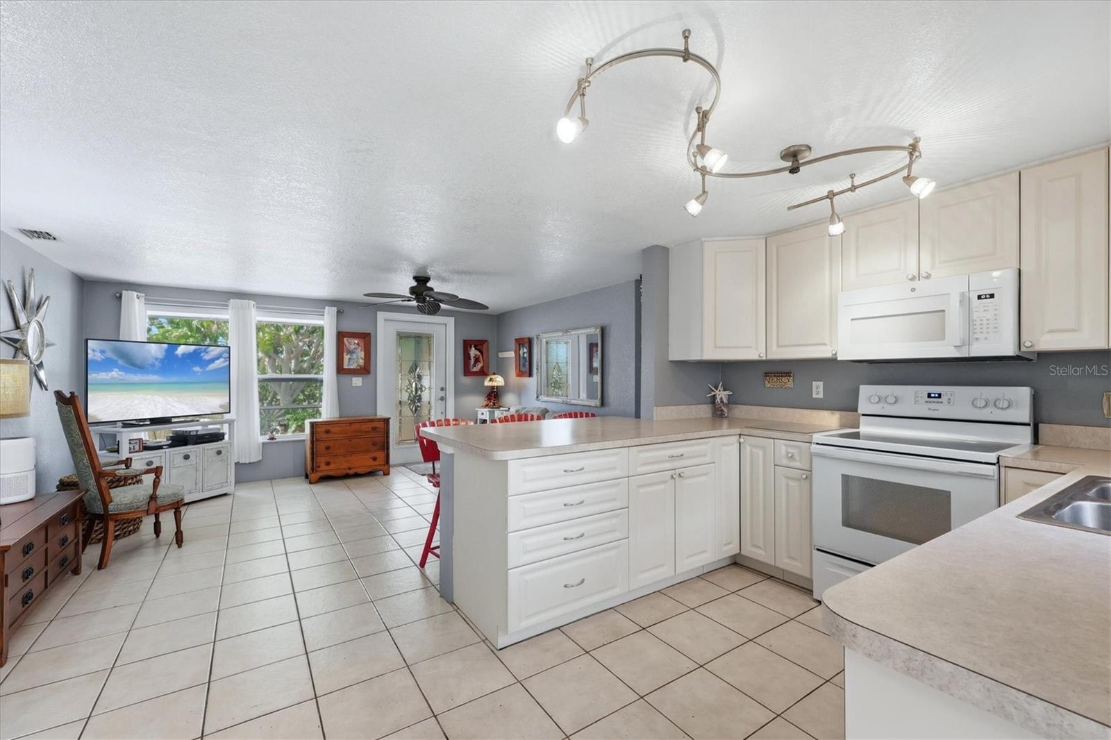 852 E 6th St, Englewood, FL 34223 — photo 15 of 44