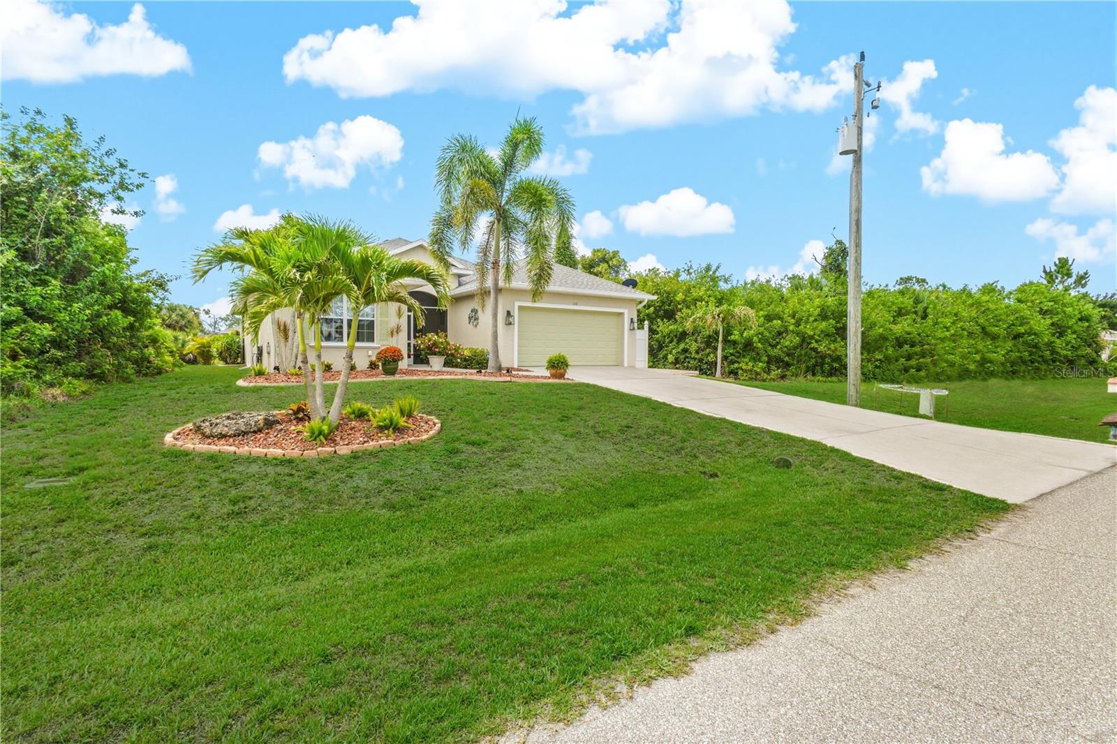 117 Beau Rivage Dr, Rotonda West, FL 33947 — photo 33 of 44