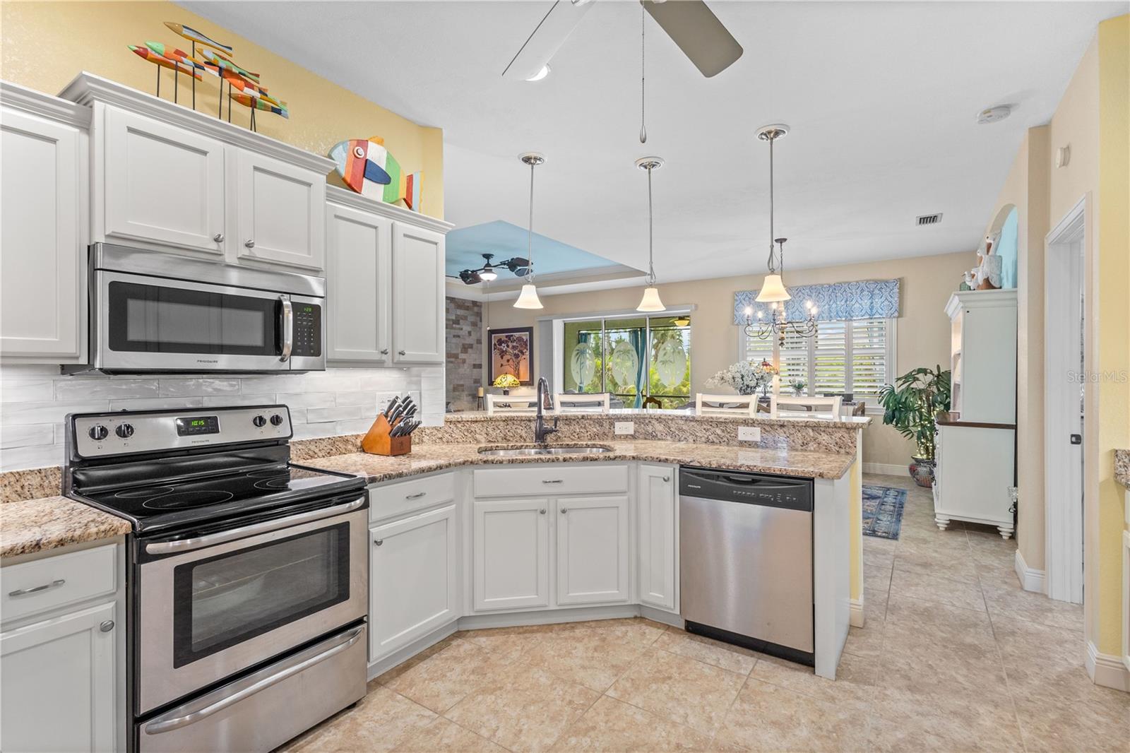 117 Beau Rivage Dr, Rotonda West, FL 33947 — photo 6 of 44