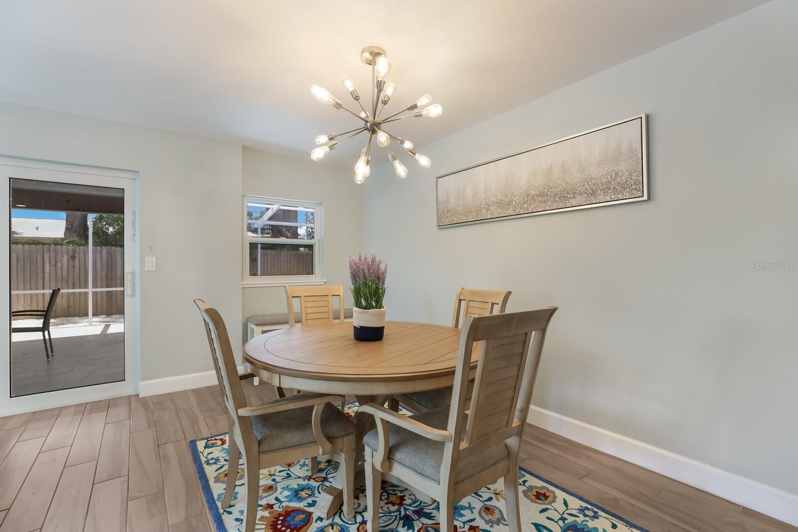 5720 Isanda Pl, Sarasota, FL 34231 — photo 11 of 36