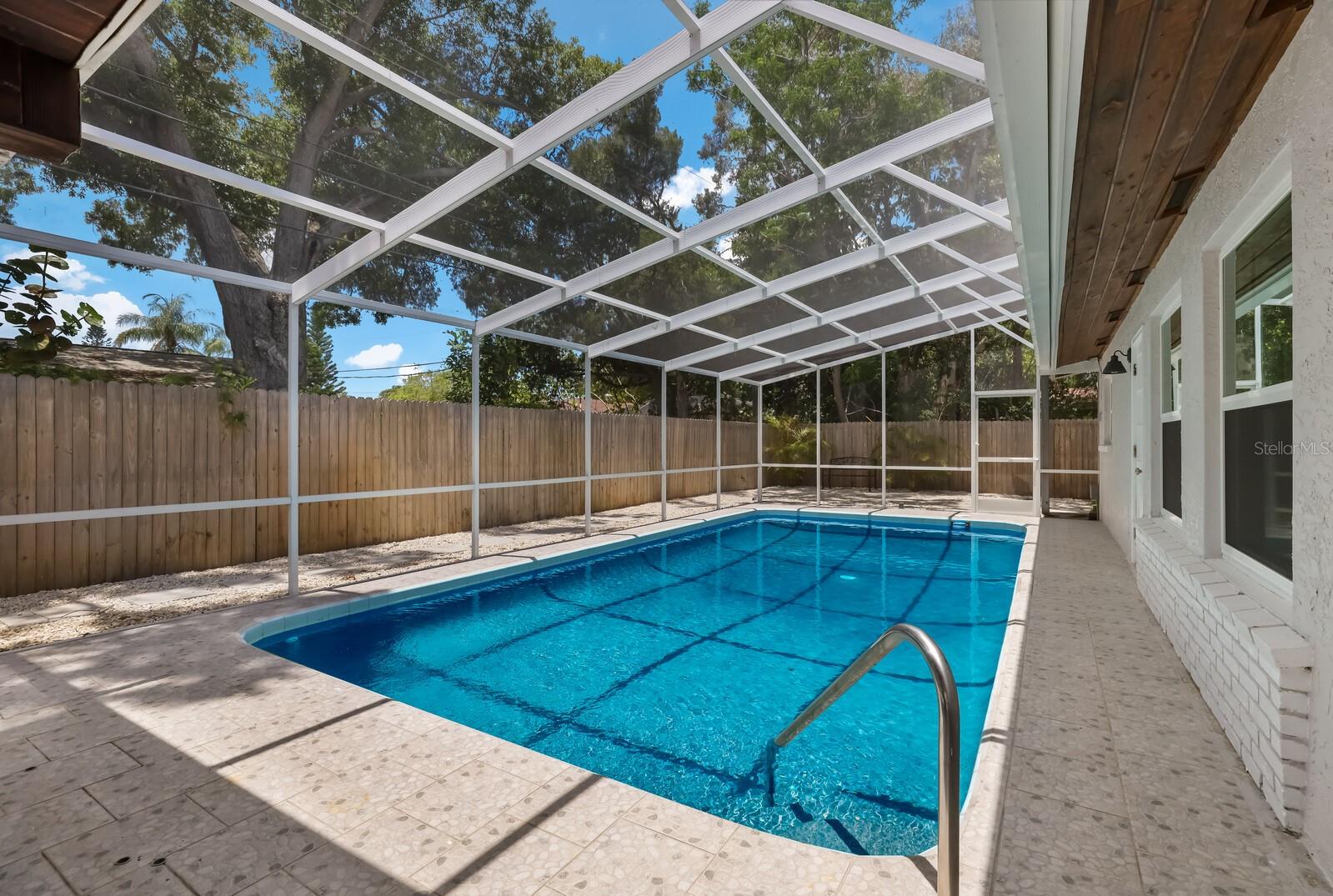 5720 Isanda Pl, Sarasota, FL 34231 — photo 26 of 36