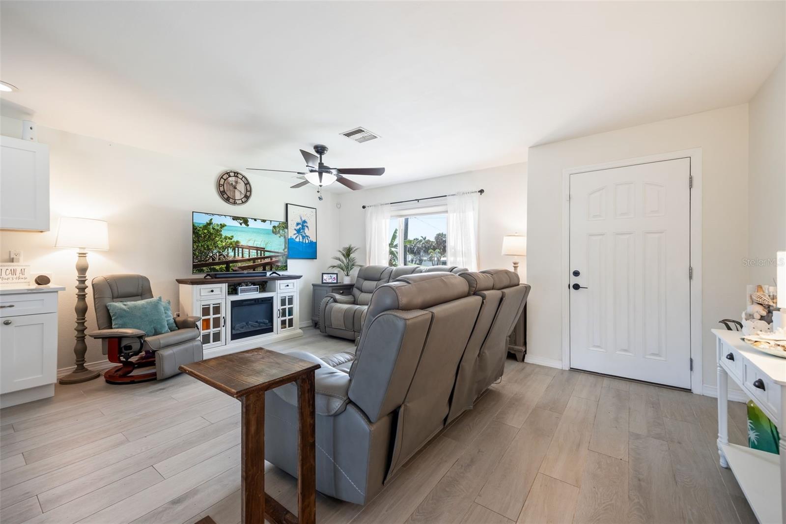 3601 Wisteria Pl, Punta Gorda, FL 33950 — photo 12 of 44