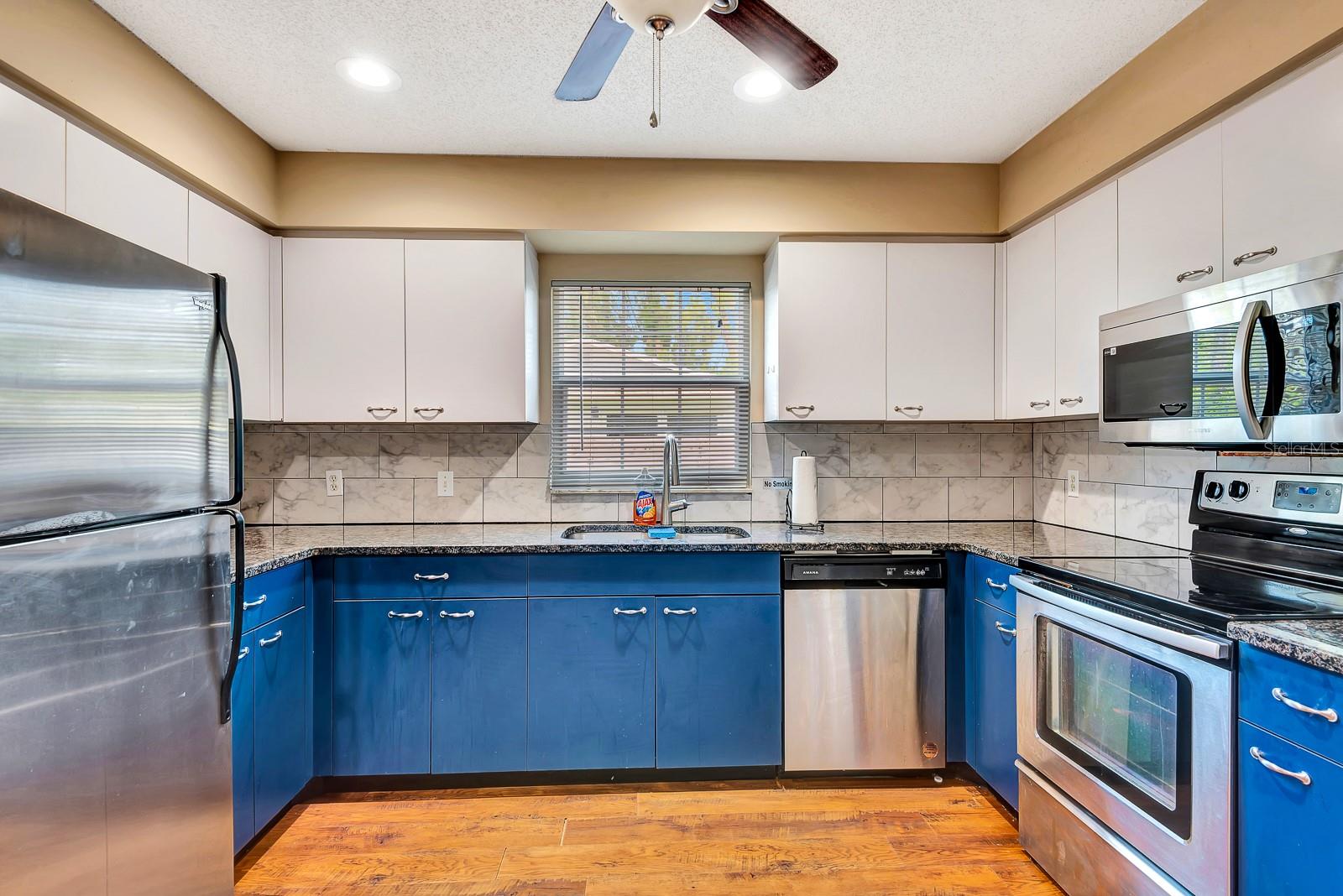 2315 Riverwood Pines Dr, Sarasota, FL 34231 — photo 18 of 53