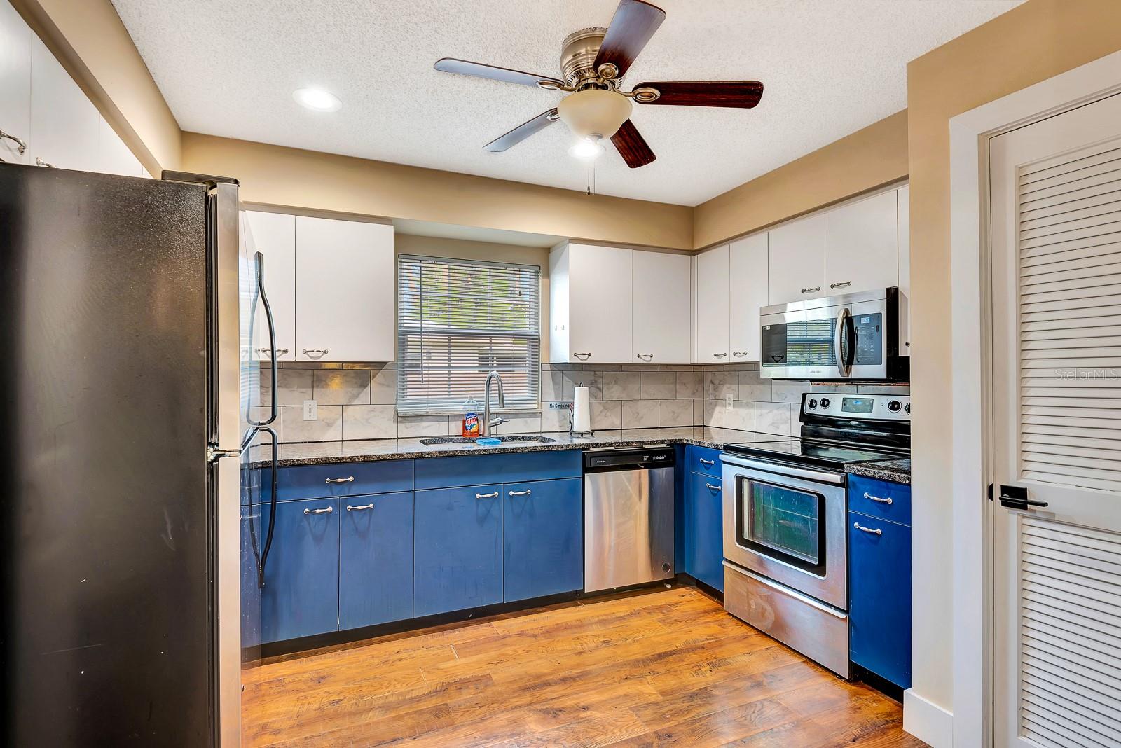 2315 Riverwood Pines Dr, Sarasota, FL 34231 — photo 19 of 53