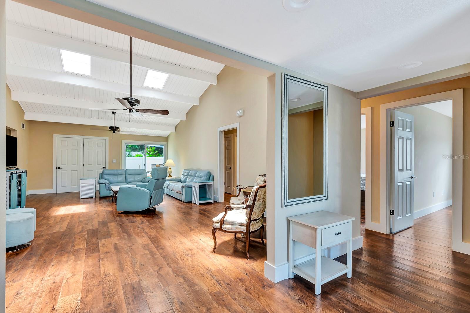 2315 Riverwood Pines Dr, Sarasota, FL 34231 — photo 4 of 53