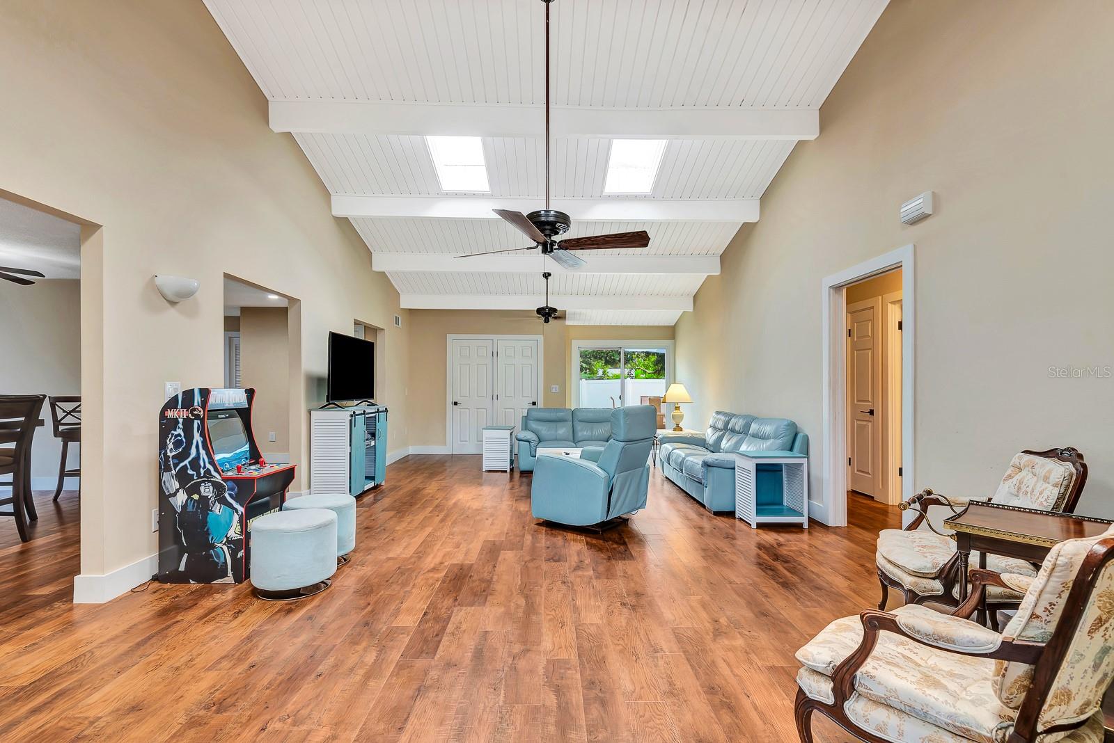2315 Riverwood Pines Dr, Sarasota, FL 34231 — photo 5 of 53