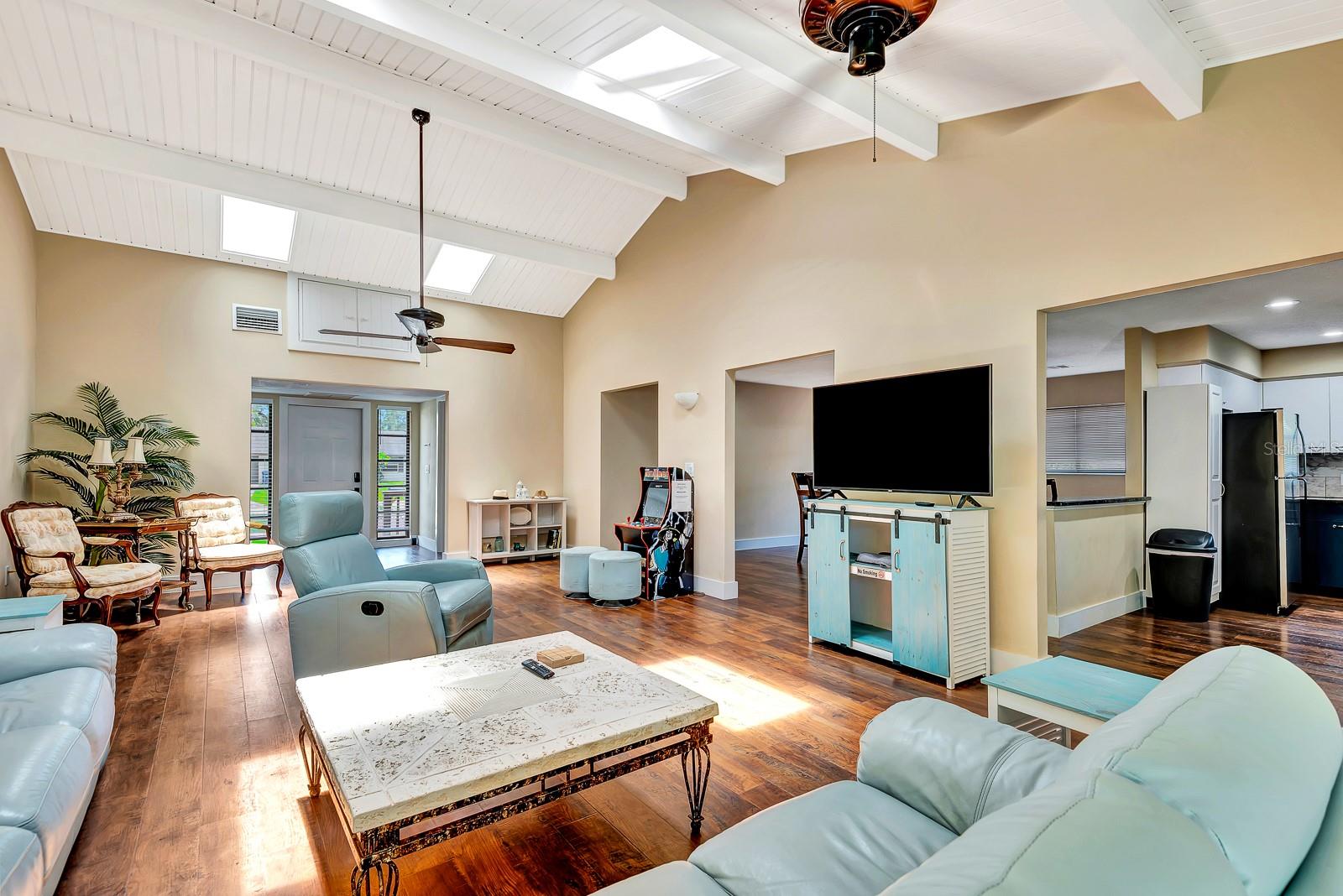 2315 Riverwood Pines Dr, Sarasota, FL 34231 — photo 10 of 53