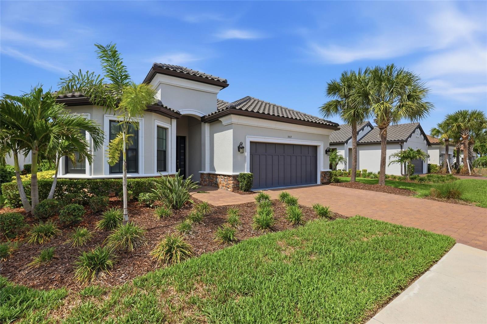 5617 Scarlotti St, Nokomis, FL 34275 — photo 4 of 96