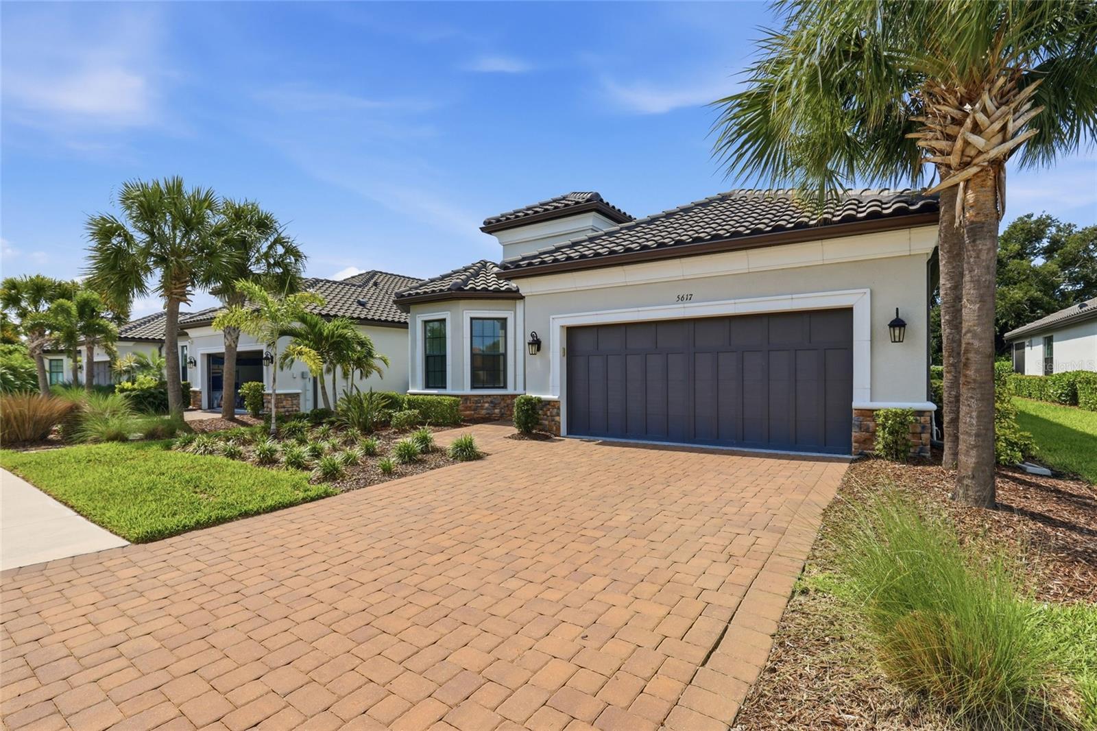 5617 Scarlotti St, Nokomis, FL 34275 — photo 5 of 96