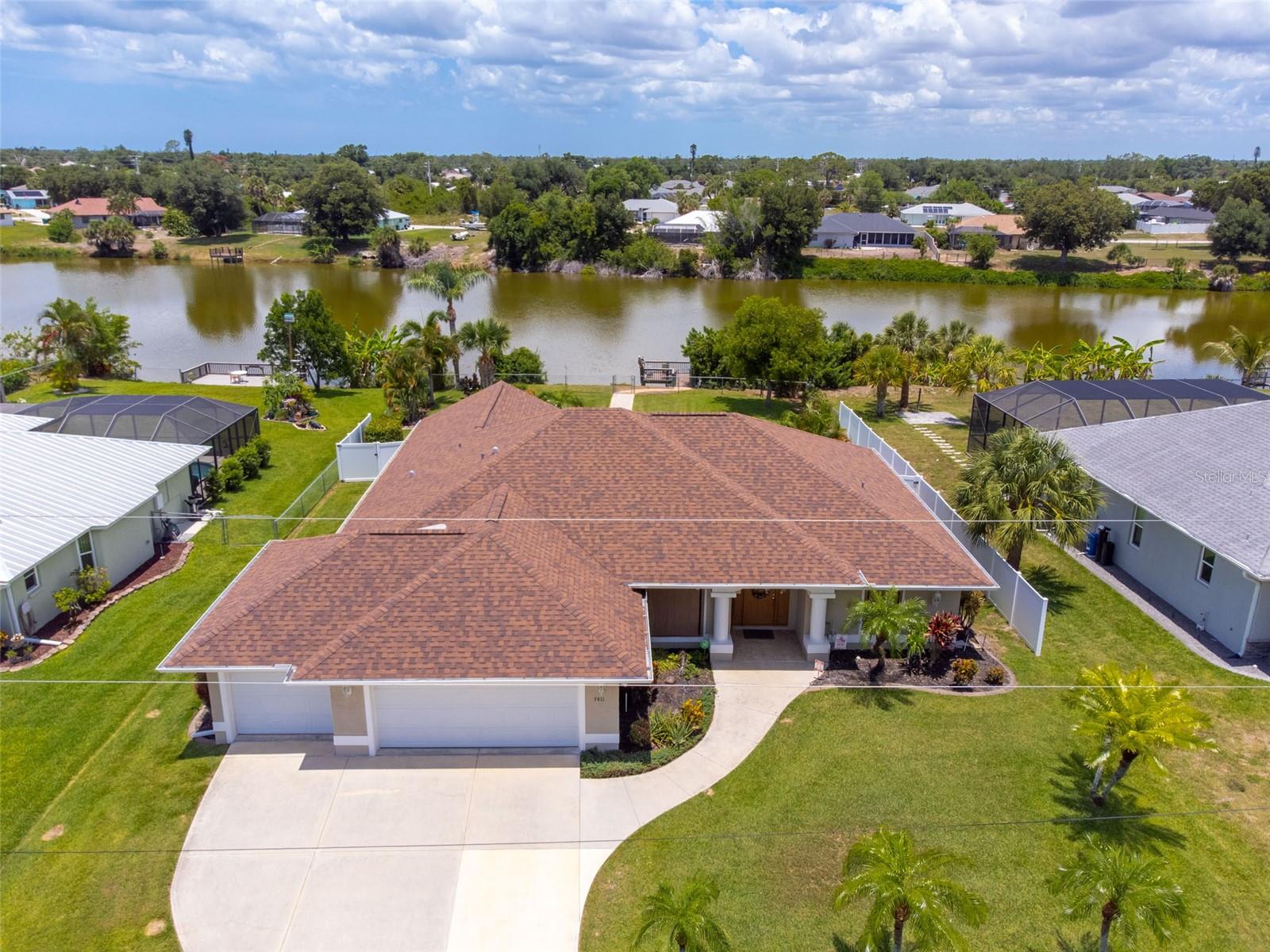 7411 Snow Dr, Englewood, FL 34224 — photo 2 of 88