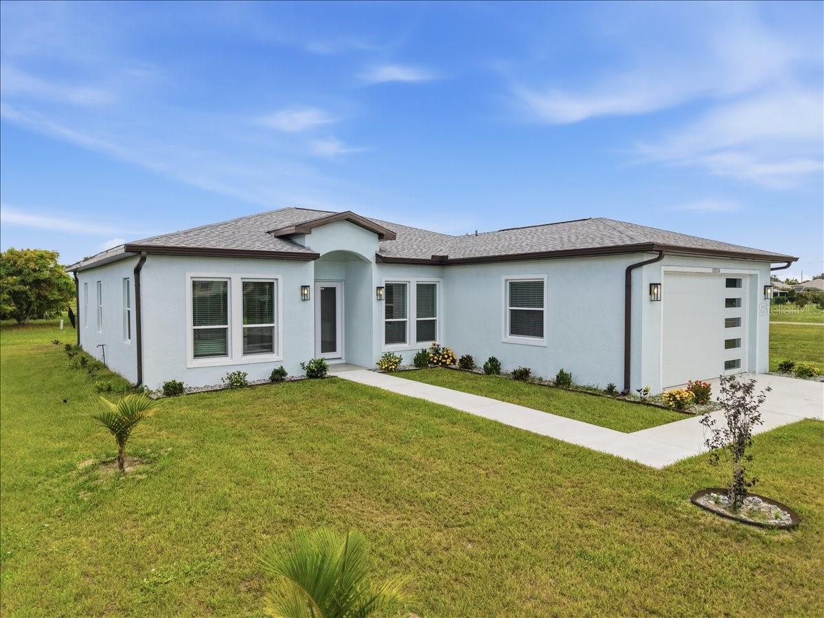1215 Rio de Janeiro Ave, Punta Gorda, FL 33983 — photo 3 of 65
